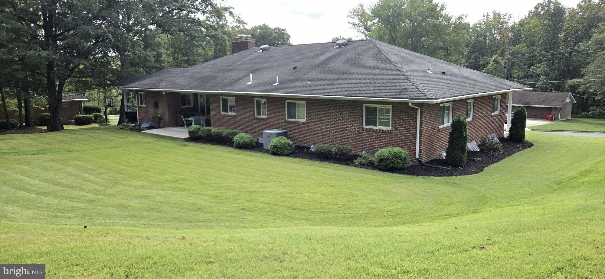 35 Bangert Ave, Perry Hall, MD 21128 photo