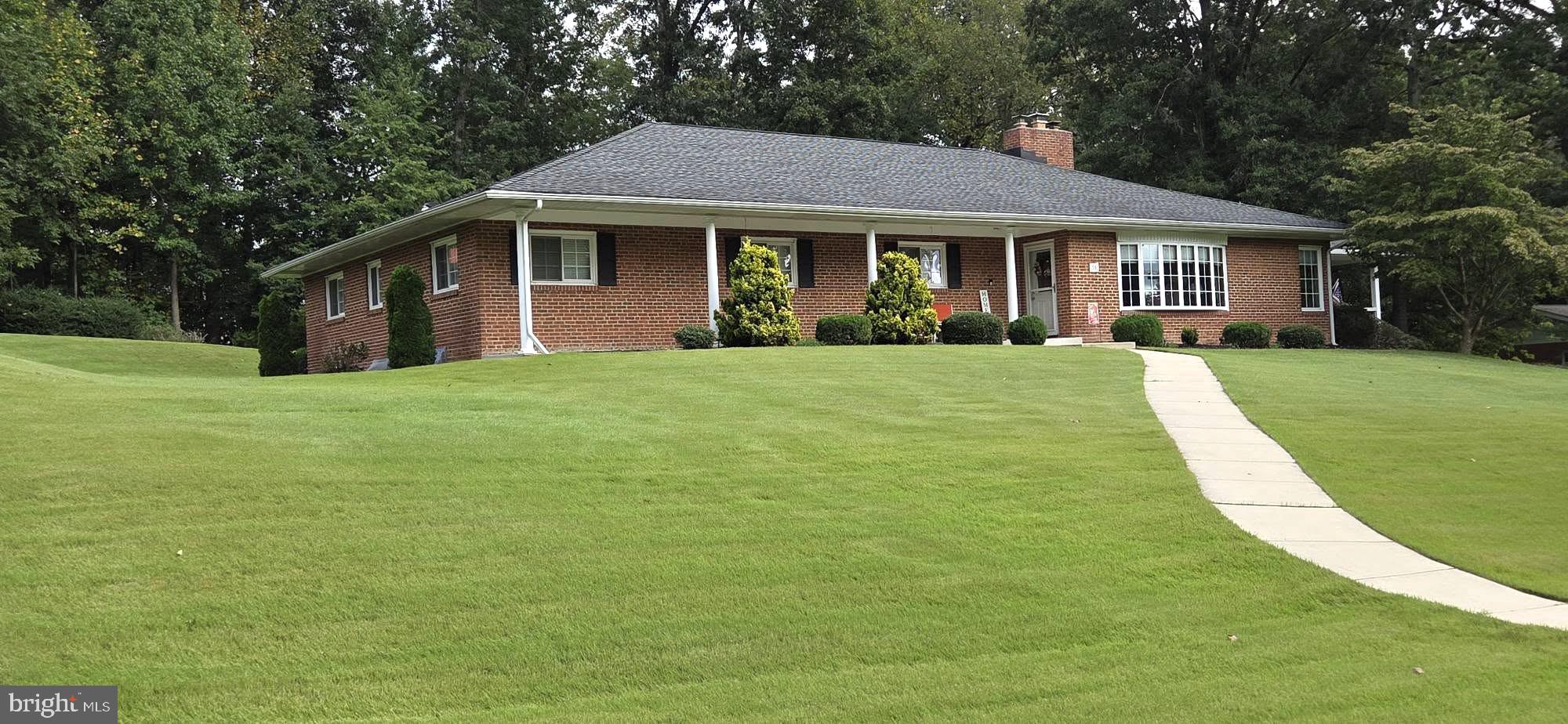 35 Bangert Ave, Perry Hall, MD 21128 photo