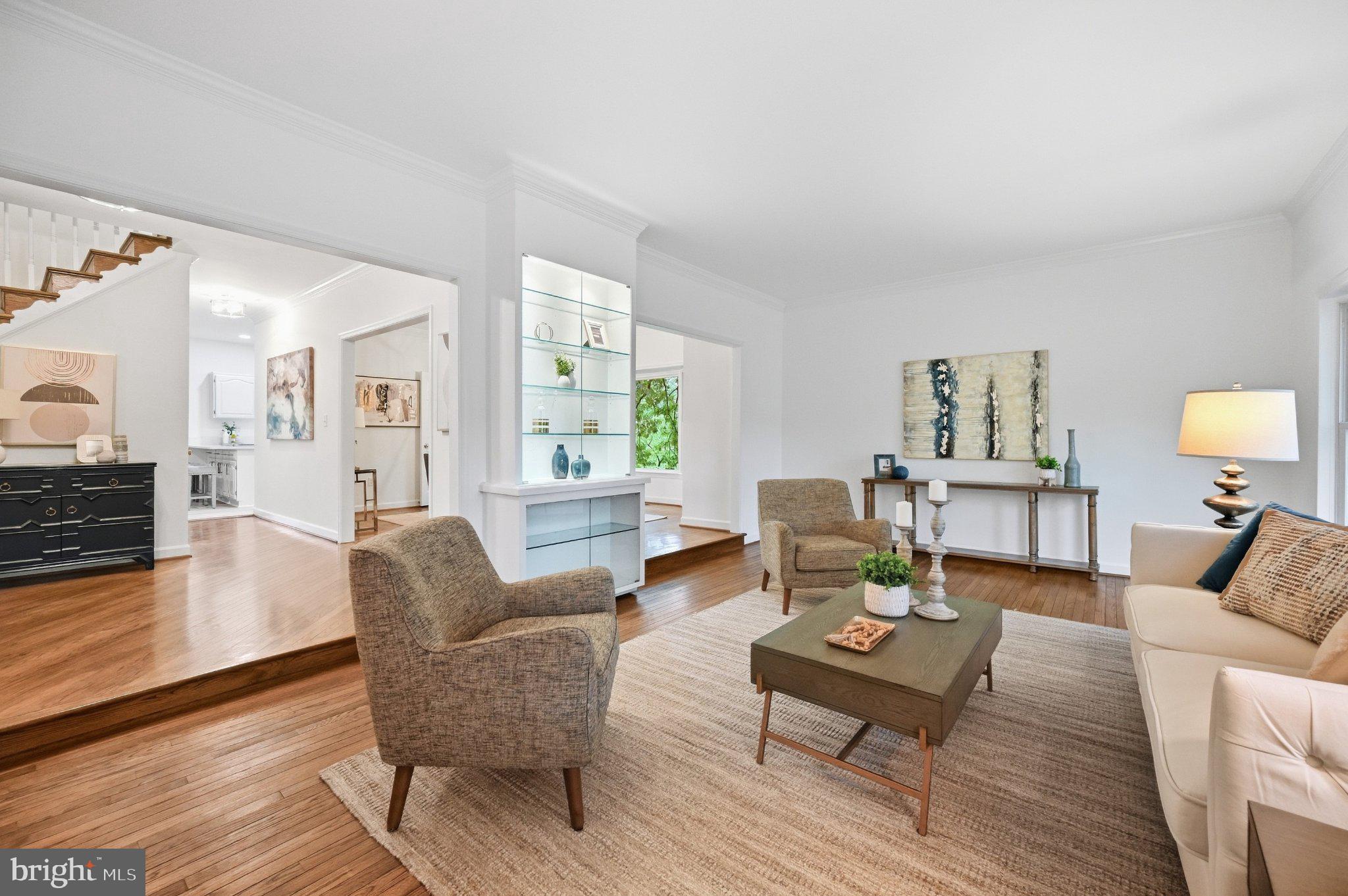 17 Royal Dominion Ct, Bethesda, MD 20817 photo