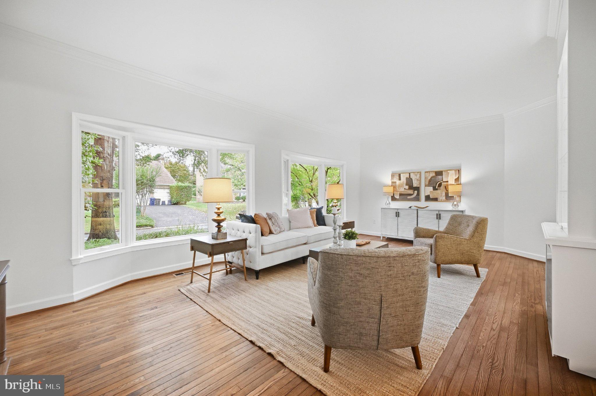 17 Royal Dominion Ct, Bethesda, MD 20817 photo