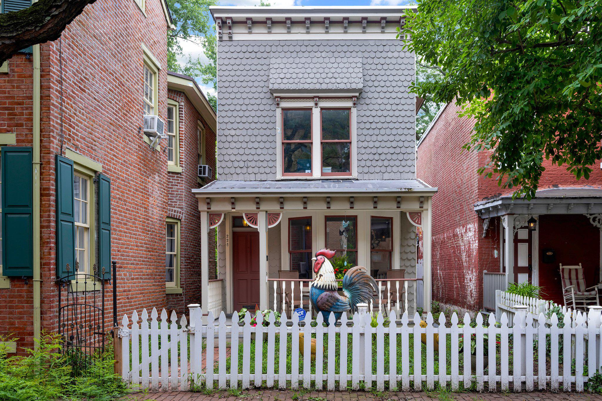 228 Jackson St, Trenton, NJ 08611
