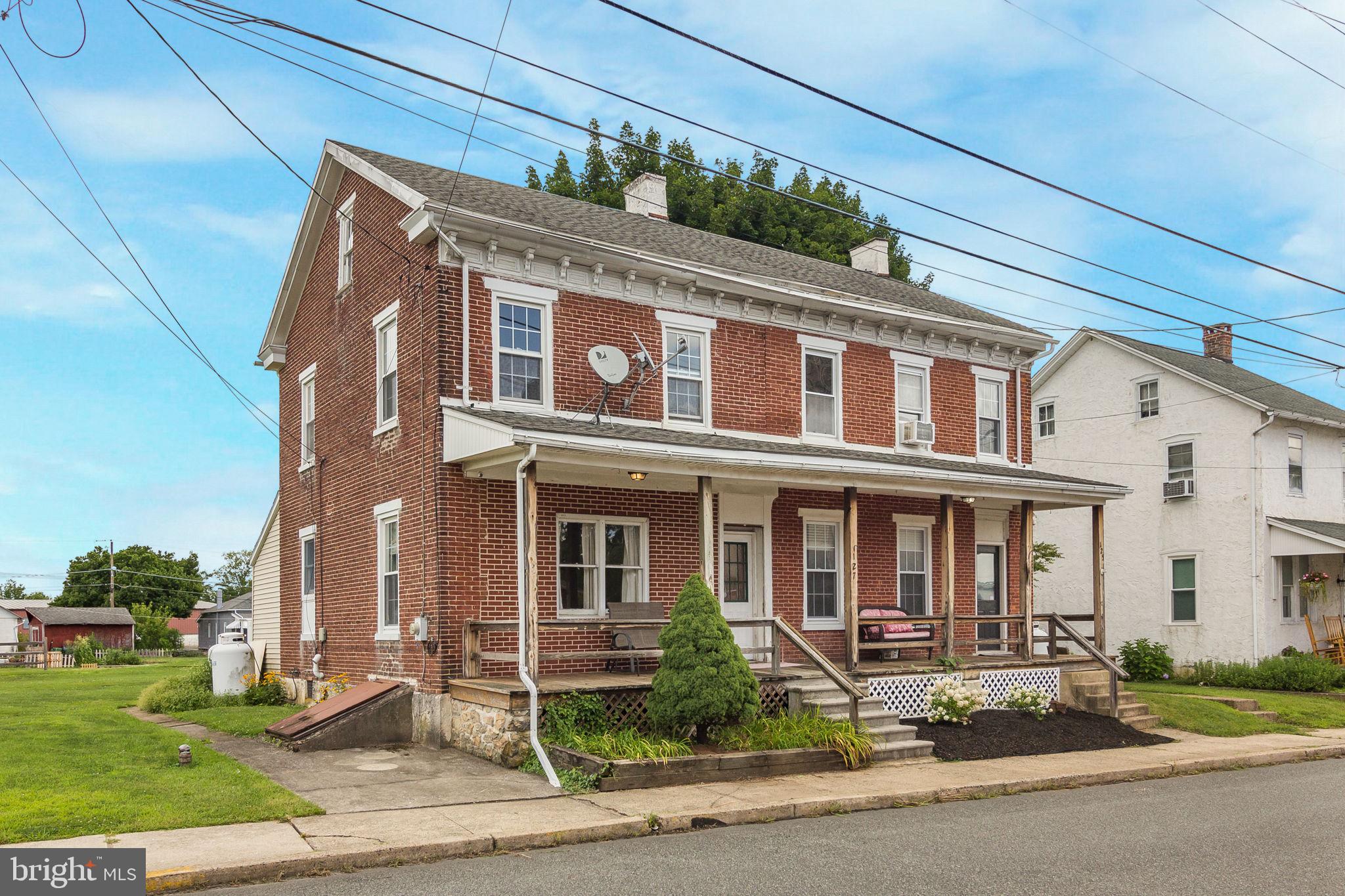 125 E Chestnut St, Bechtelsville, PA 19505 photo