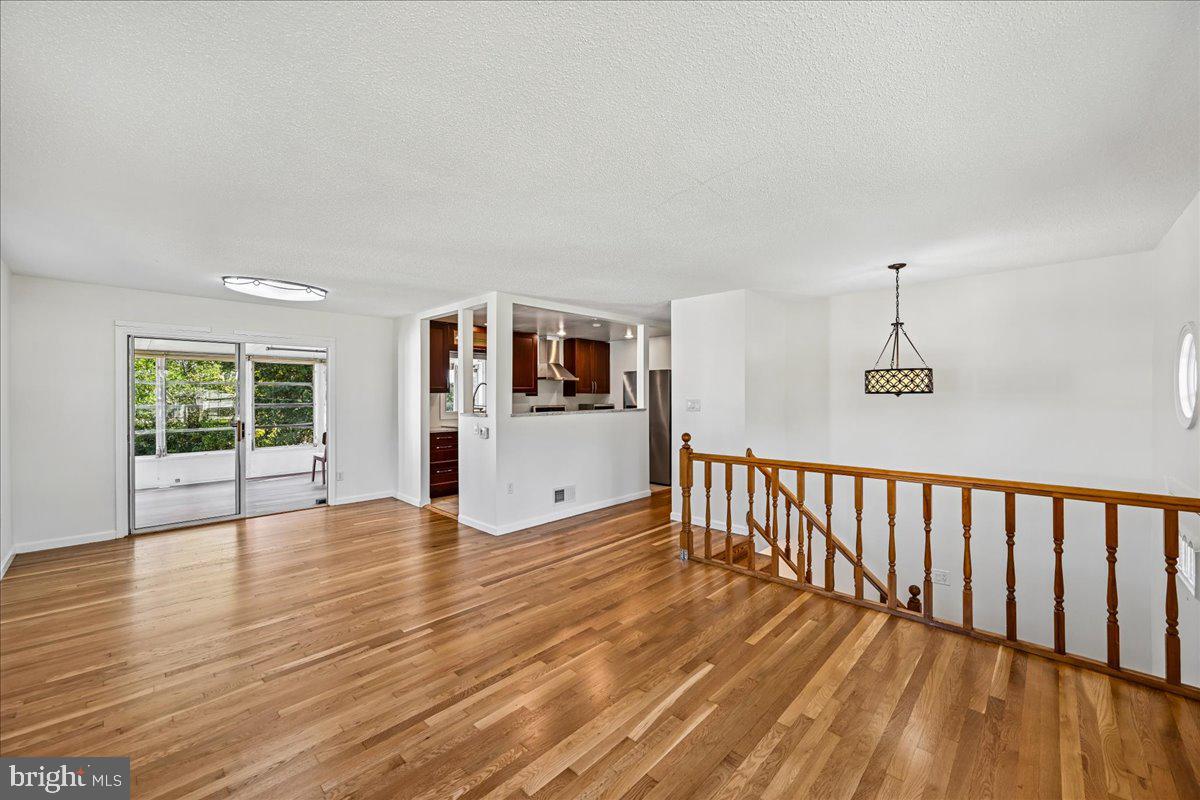 6717 Anthony St, Alexandria, VA 22306 photo