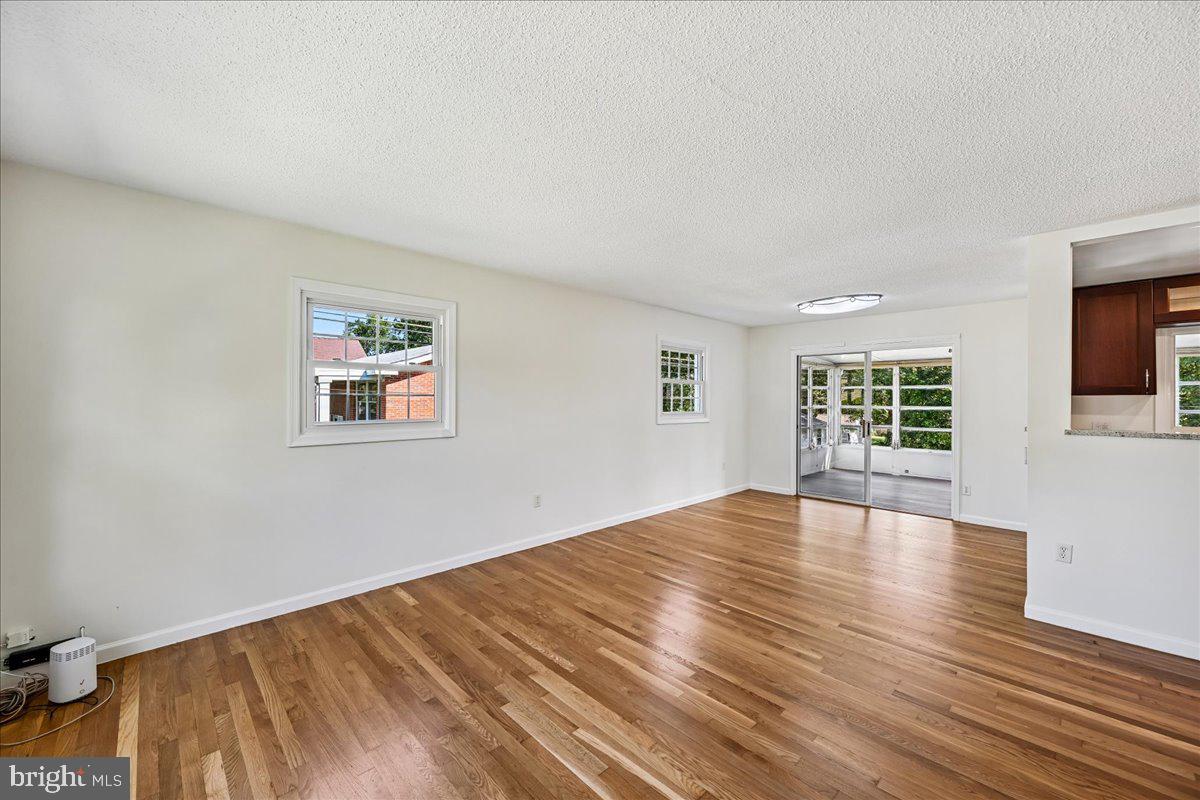 6717 Anthony St, Alexandria, VA 22306 photo
