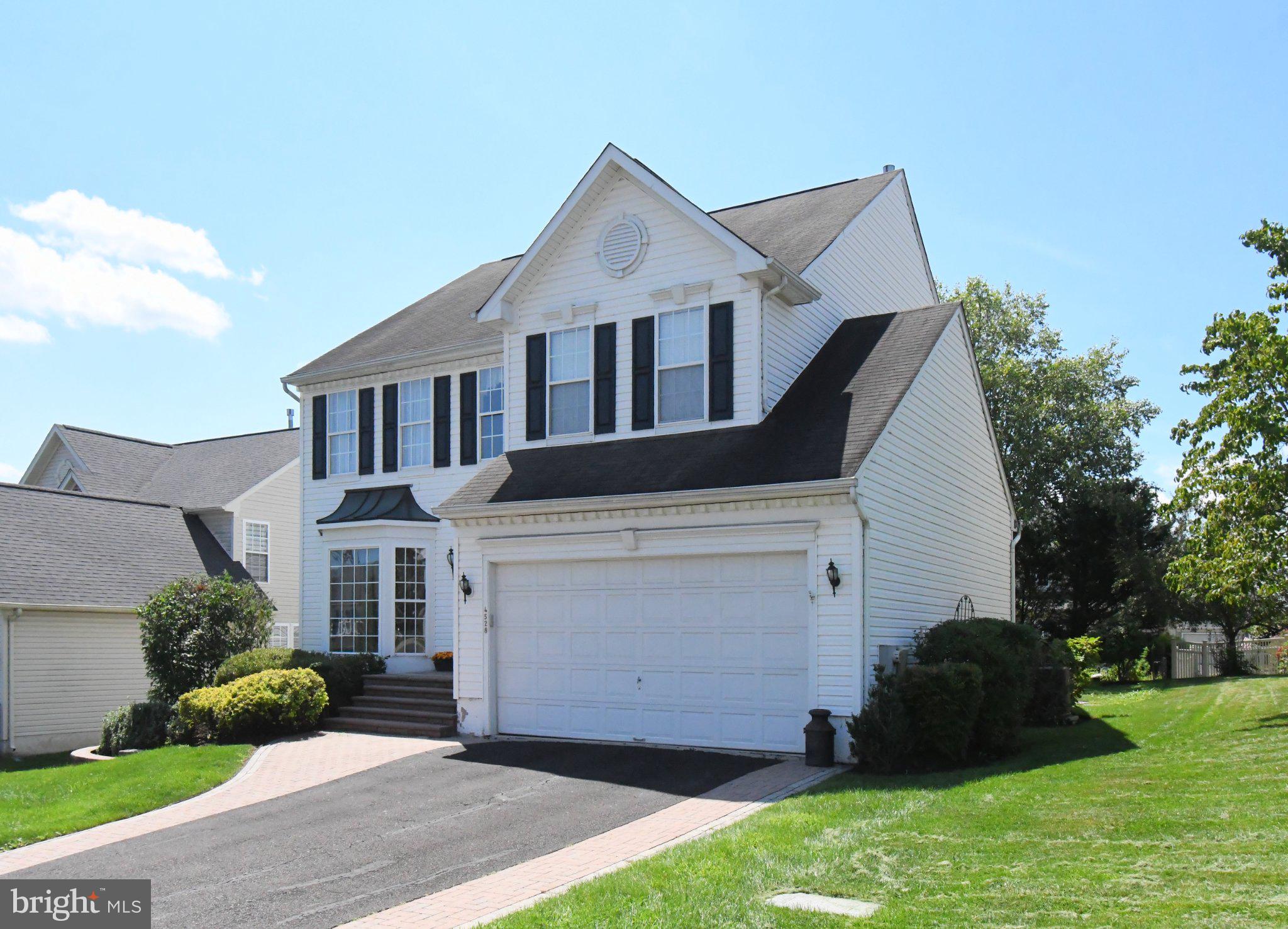 4528 Deep Glen Way, Doylestown, PA 18902 photo