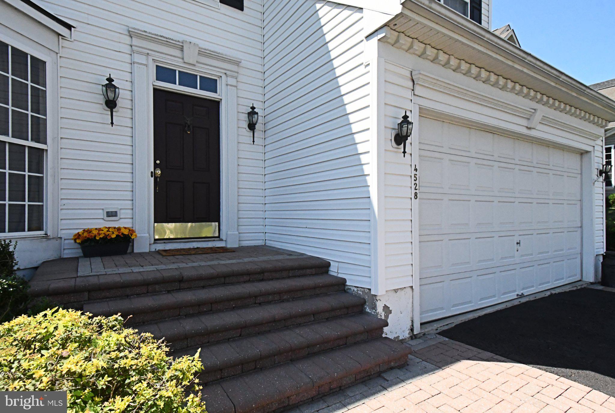 4528 Deep Glen Way, Doylestown, PA 18902 photo