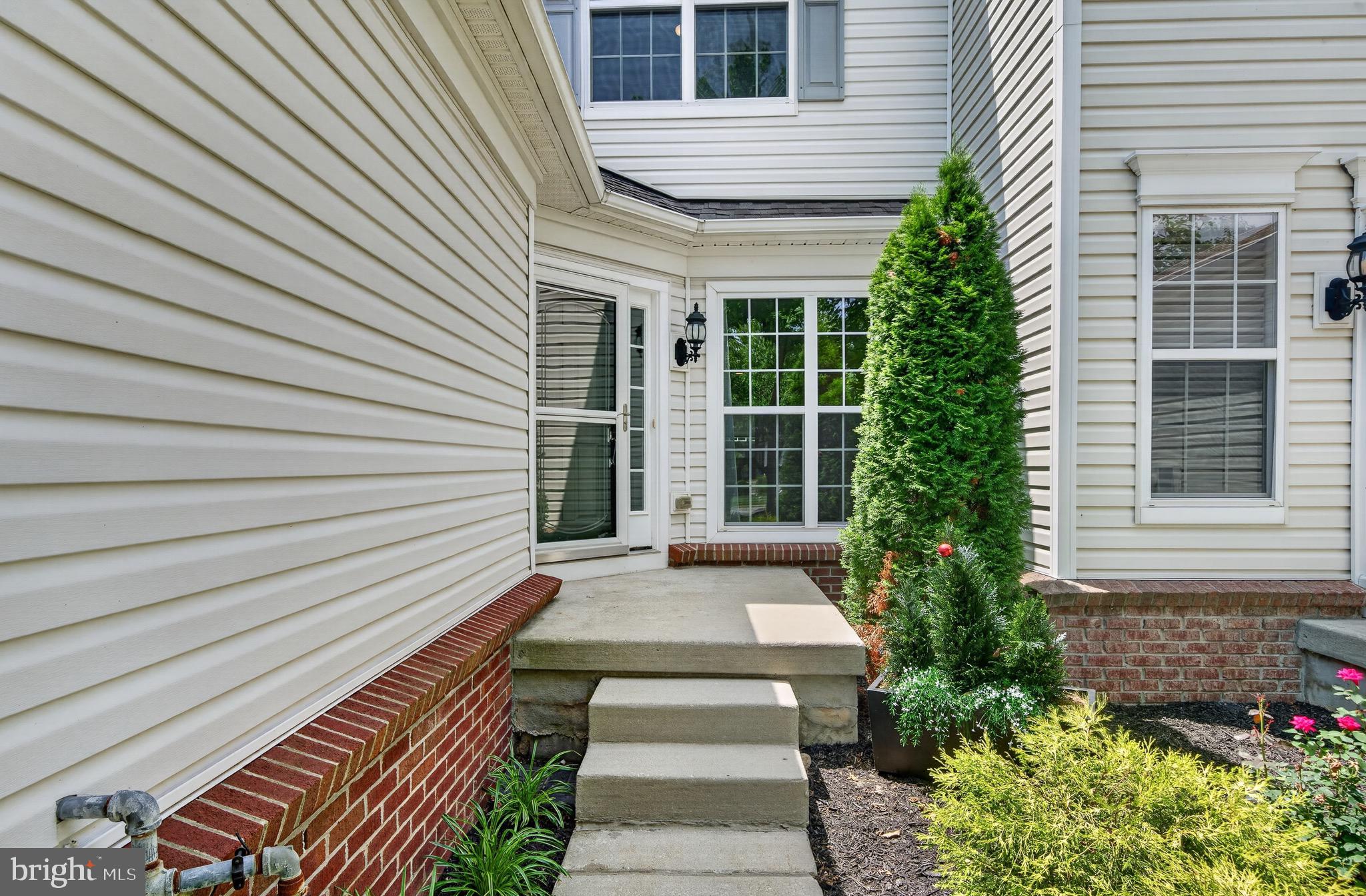 228 N Caldwell Cir, Downingtown, PA 19335 photo