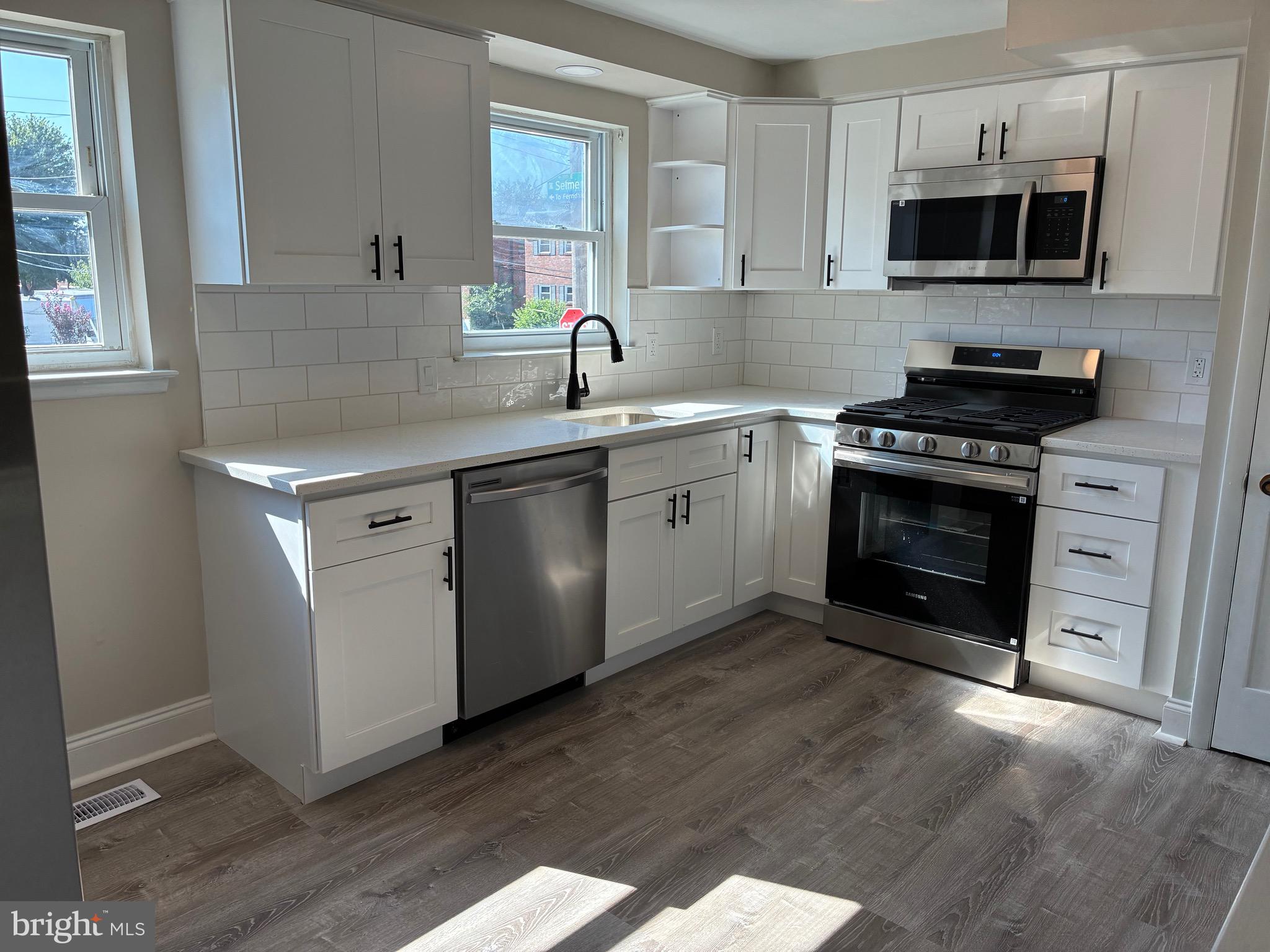 10222 Jeanes St, Philadelphia, PA 19116 photo