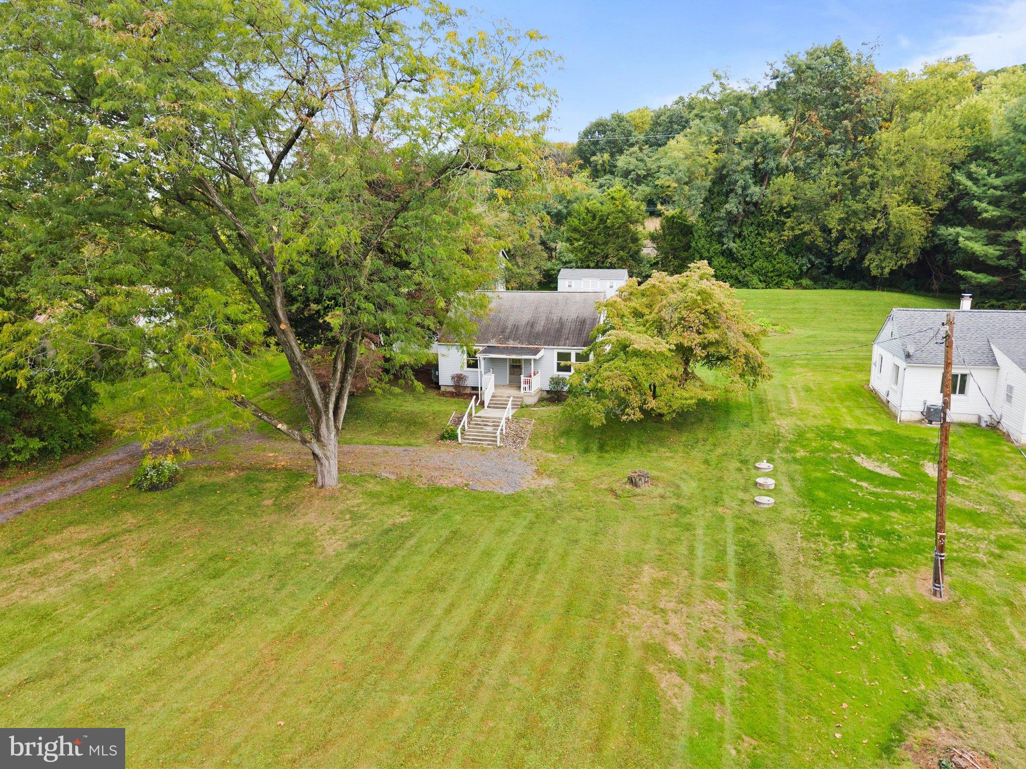 1872 River Rd, Middletown, PA 17057