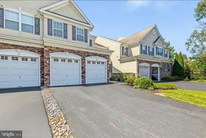 19 Wharton Dr, Glen Mills, PA 19342 photo