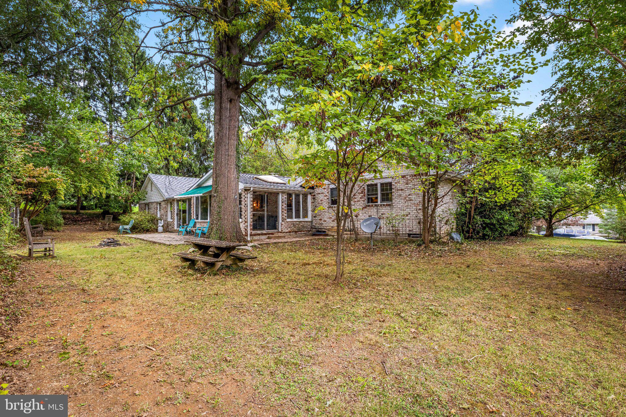 2114 Pot Spring Rd, Lutherville Timonium, MD 21093 photo