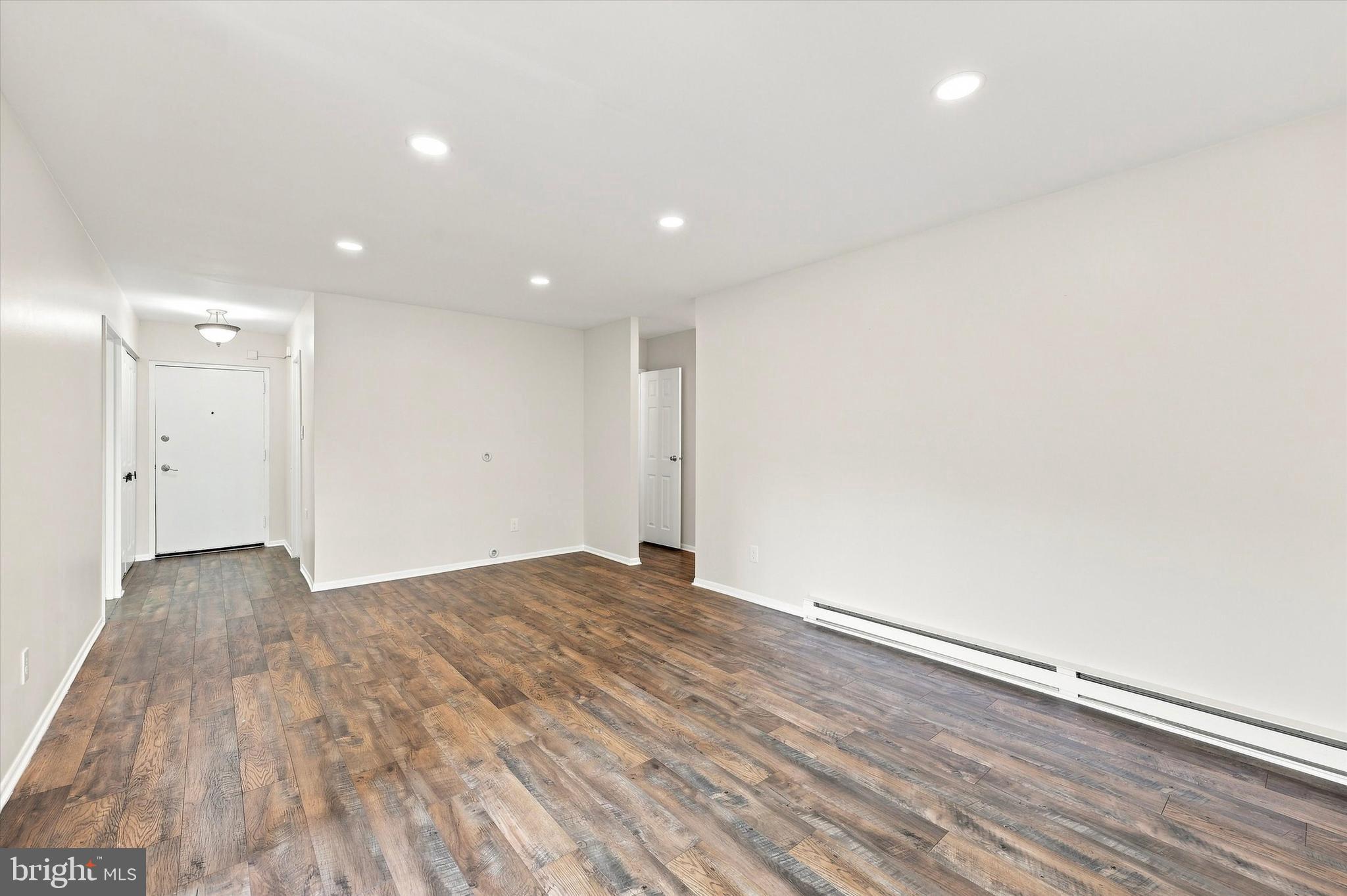 100 Campbell Cir #D 33, Downingtown, PA 19335 photo