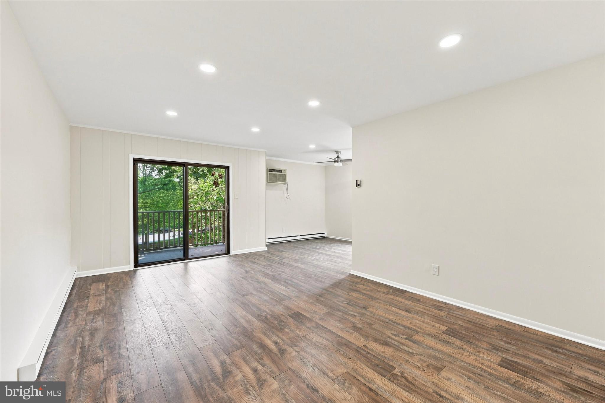 100 Campbell Cir #D 33, Downingtown, PA 19335 photo
