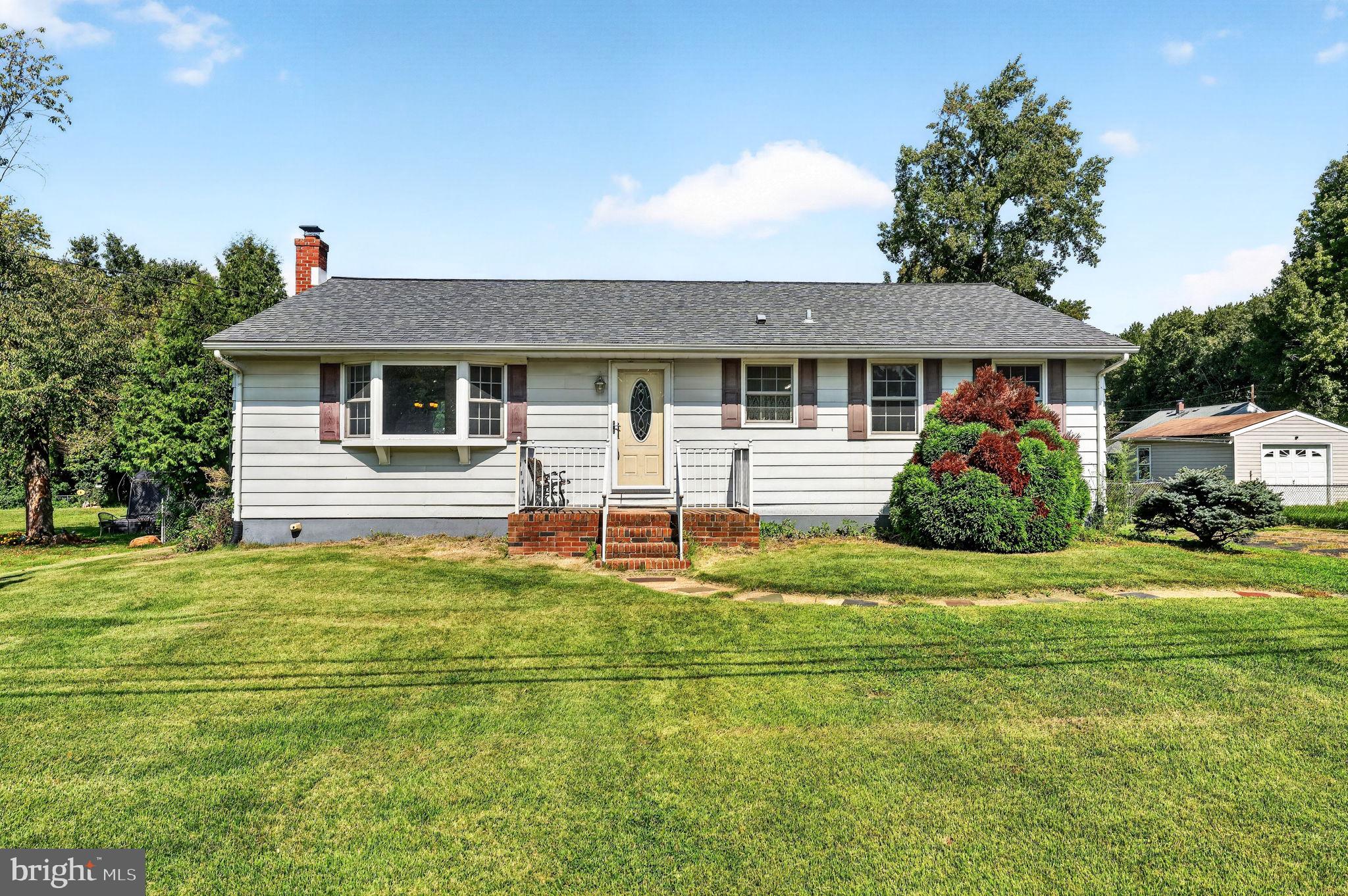 308 2nd St, Bordentown, NJ 08505