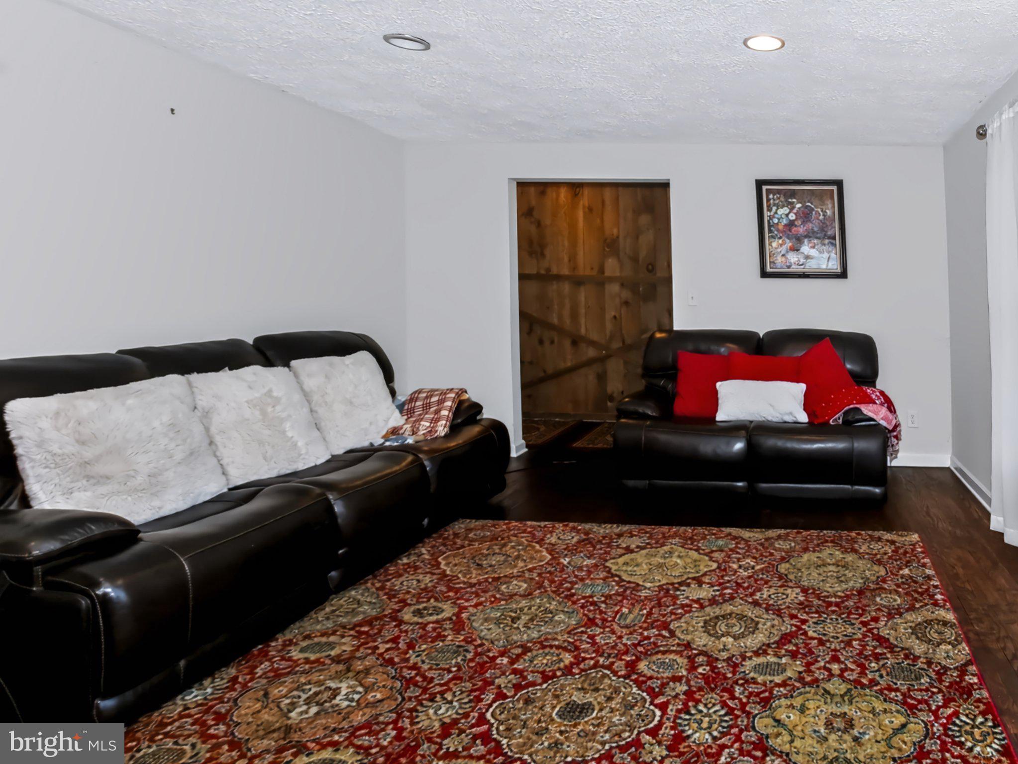 1906 Forest Dale Dr, Silver Spring, MD 20903 photo