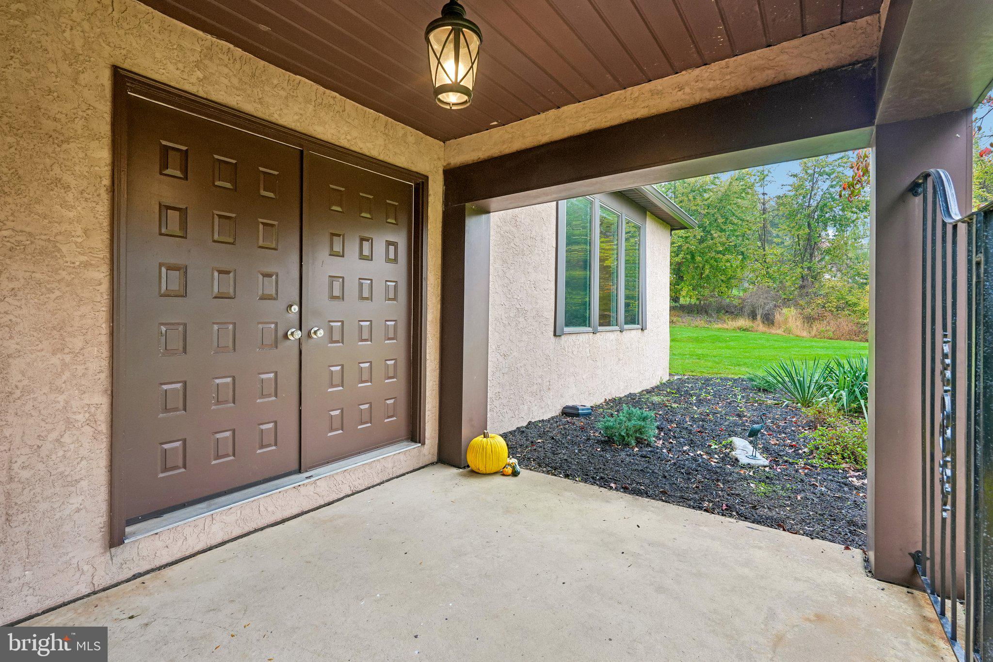 9 Losey Rd, Ringoes, NJ 08551 photo