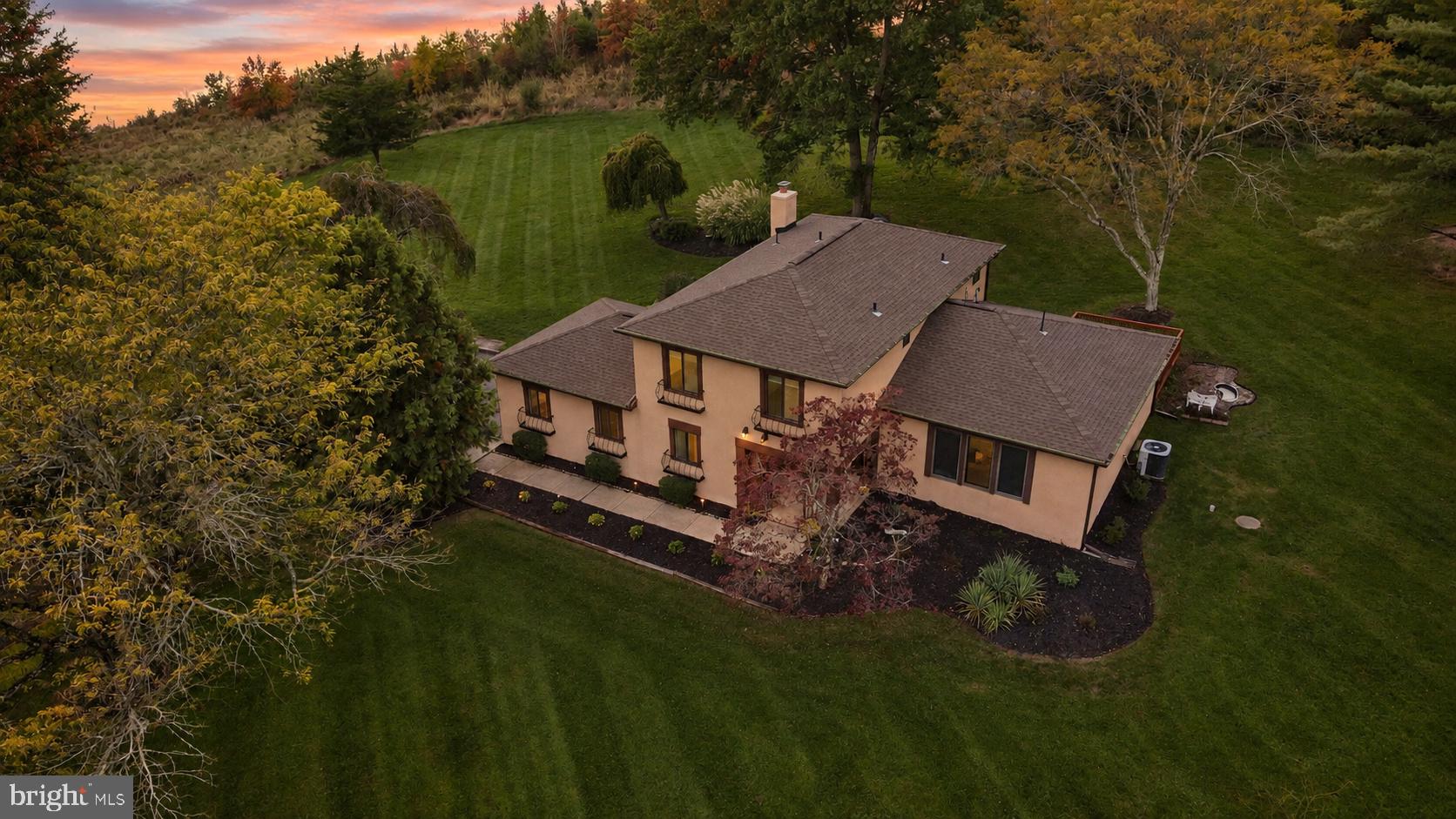 9 Losey Rd, Ringoes, NJ 08551 photo