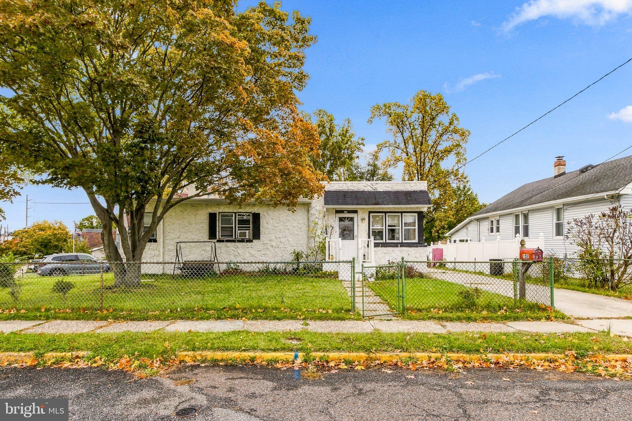 102 1st Ave, Runnemede, NJ 08078