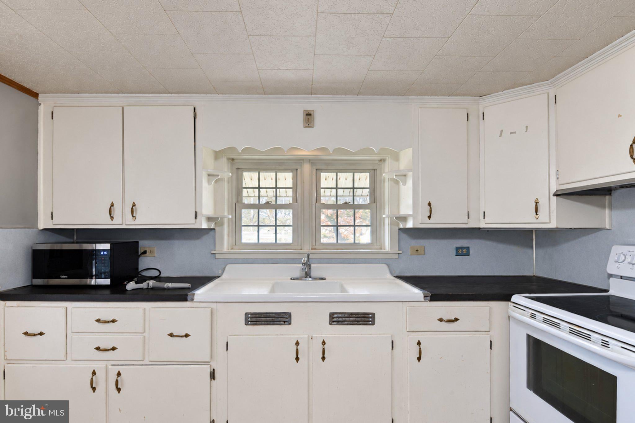 10 Hoch Rd, Oley, PA 19547 photo