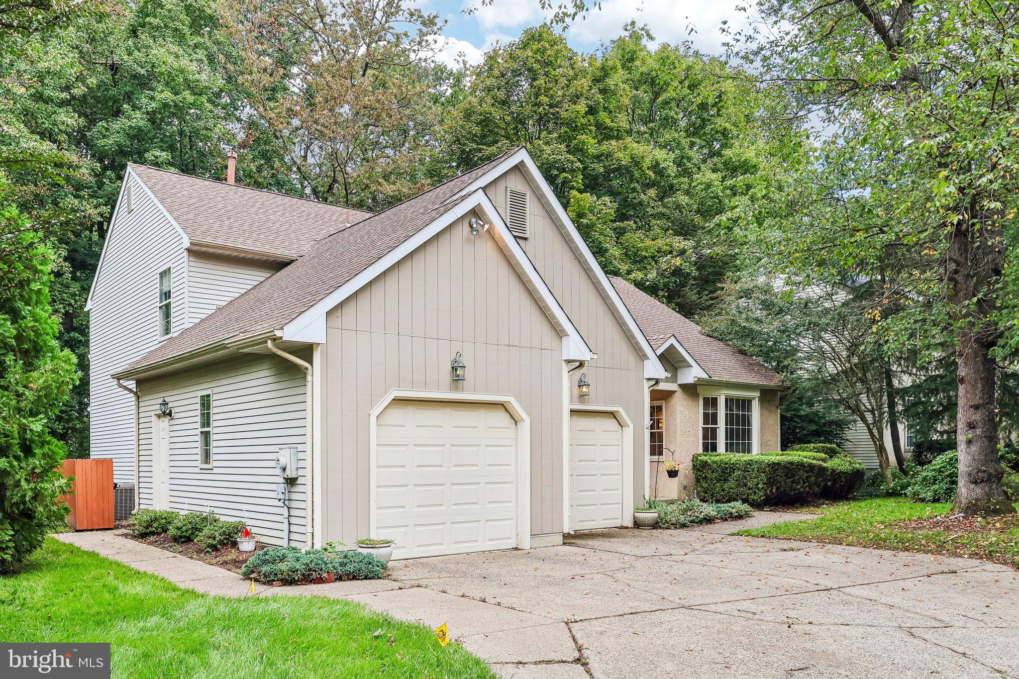 149 Hooton Rd, Mount Laurel, NJ 08054 photo