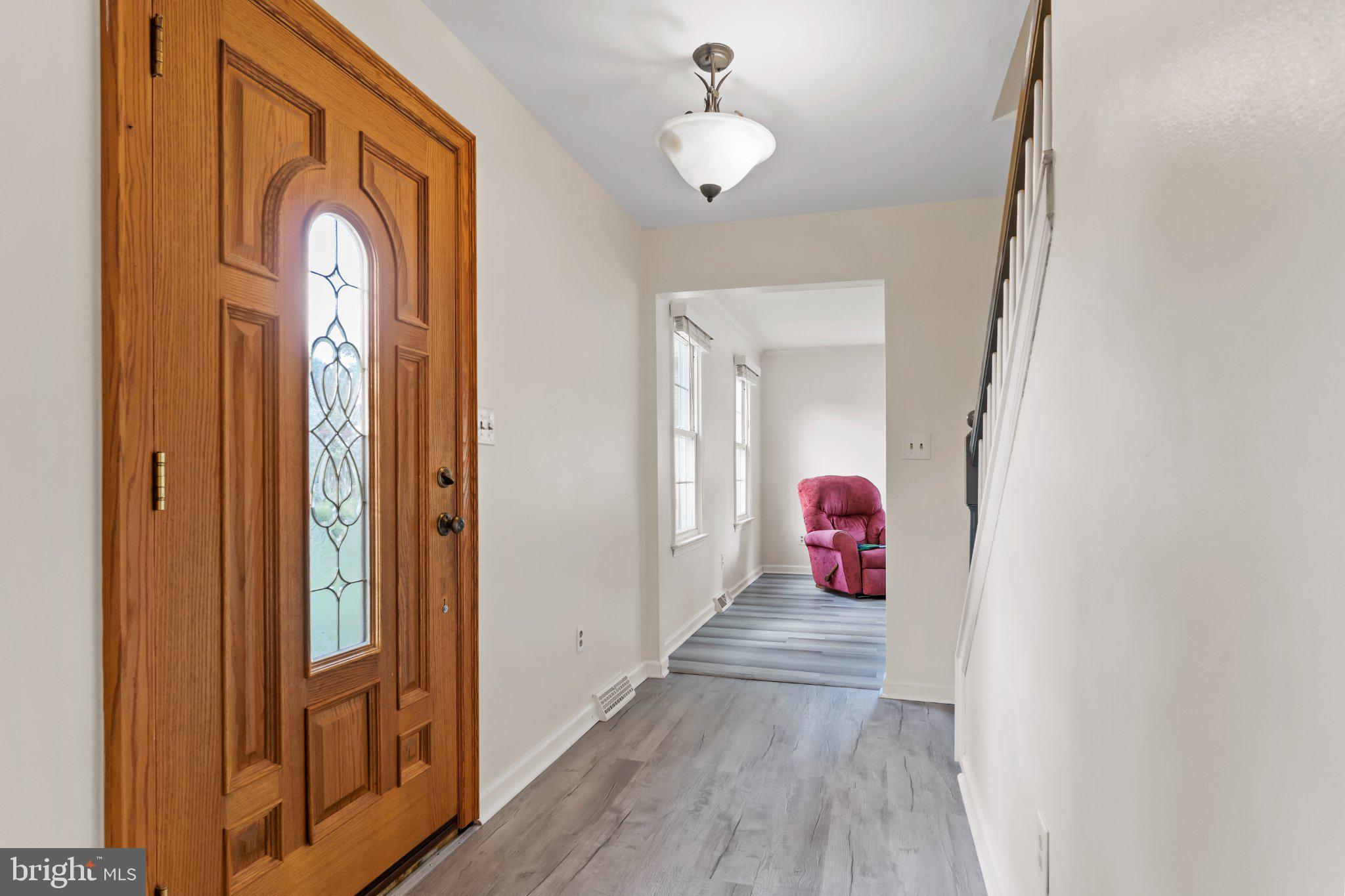 8 Holly Dr, New Cumberland, PA 17070 photo