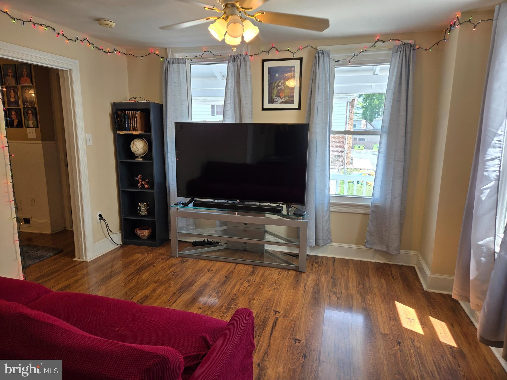24 S Hull St, Reading, PA 19608 photo