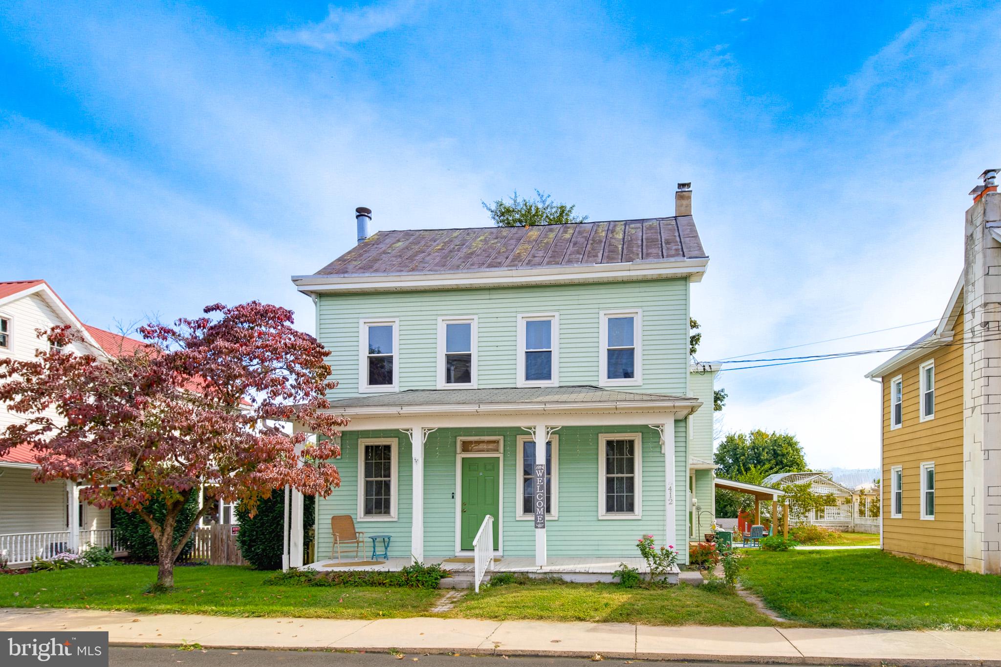 412 Maple St, Terre Hill, PA 17581