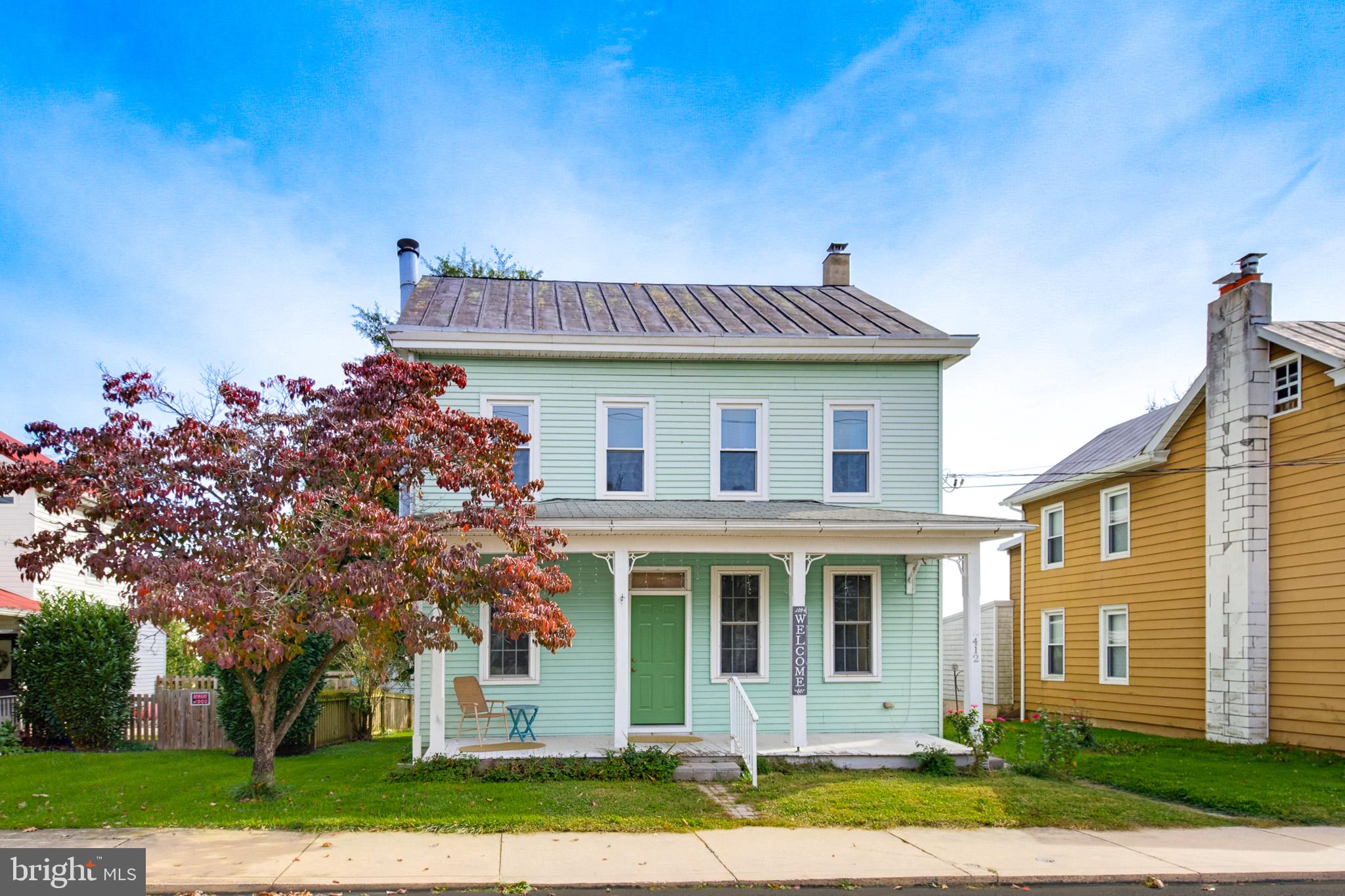 412 Maple St, Terre Hill, PA 17581 photo