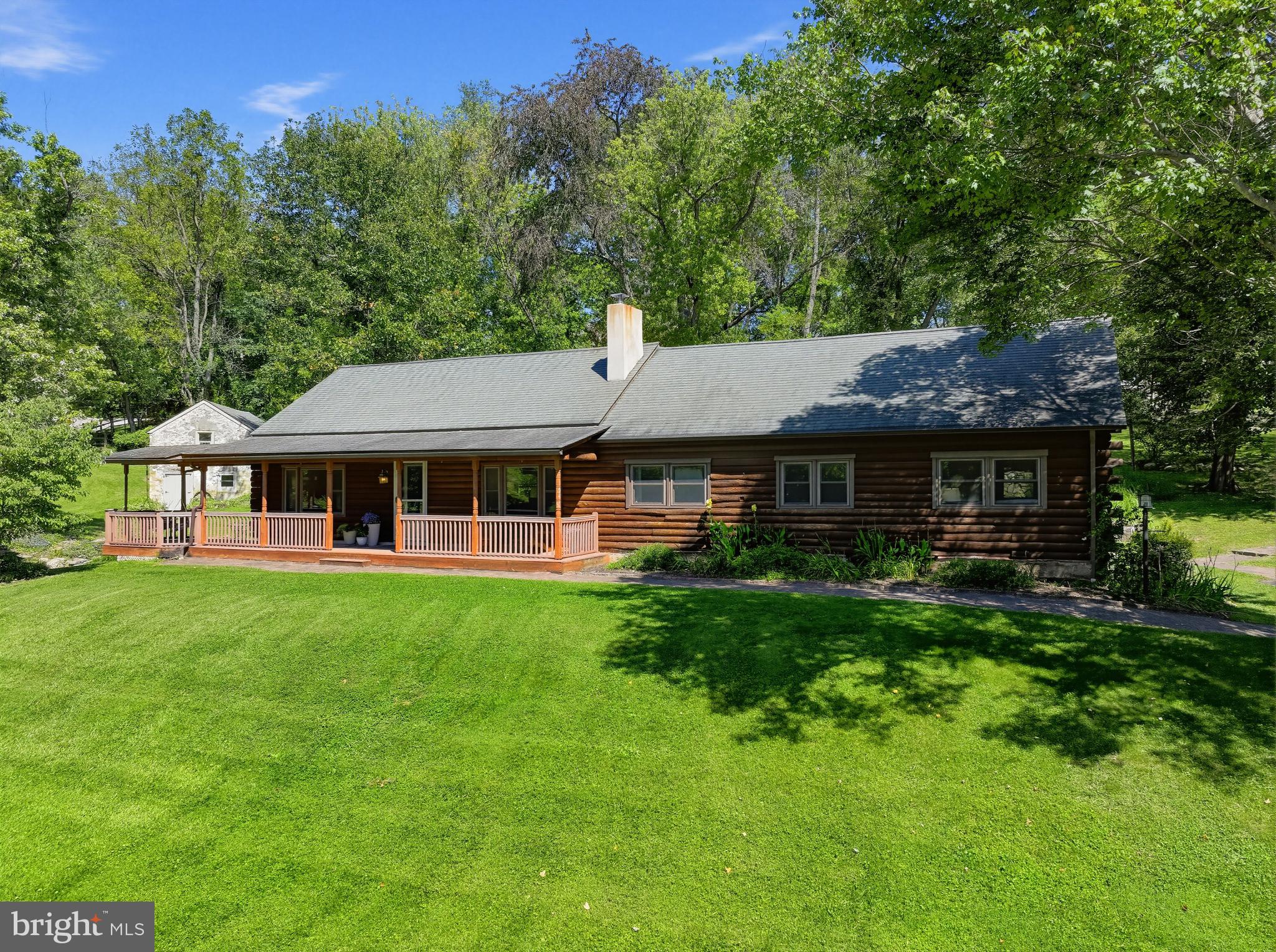 750 Reeds Rd, Downingtown, PA 19335