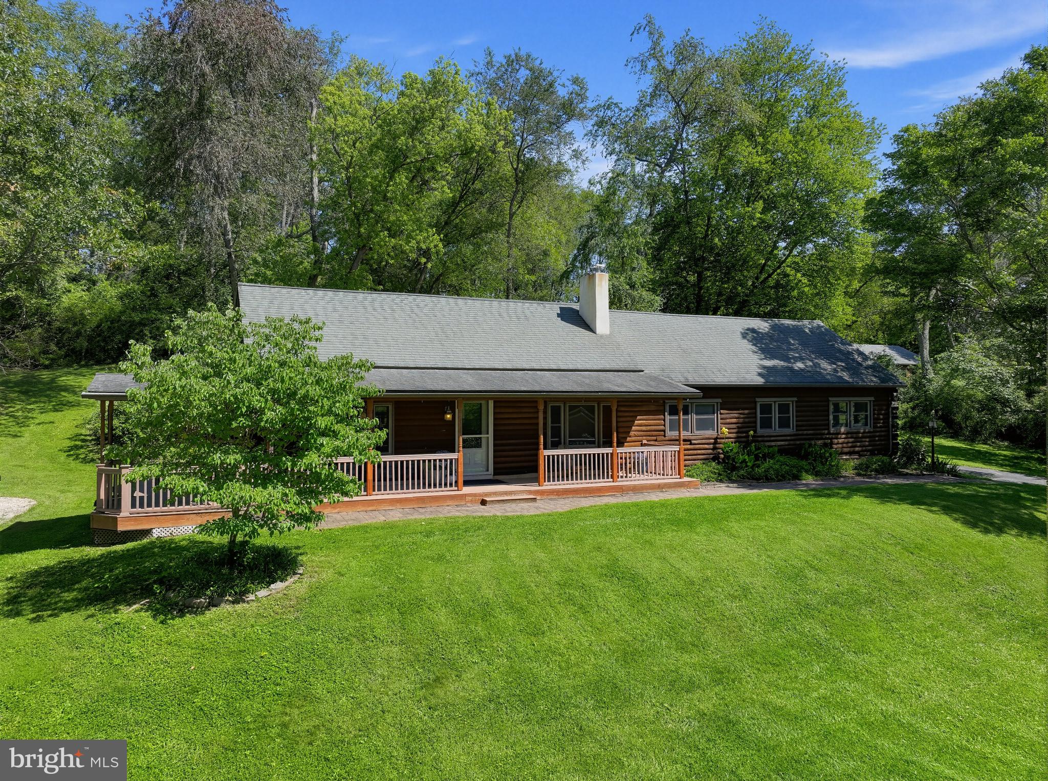 750 N Reeds Rd, Downingtown, PA 19335 photo