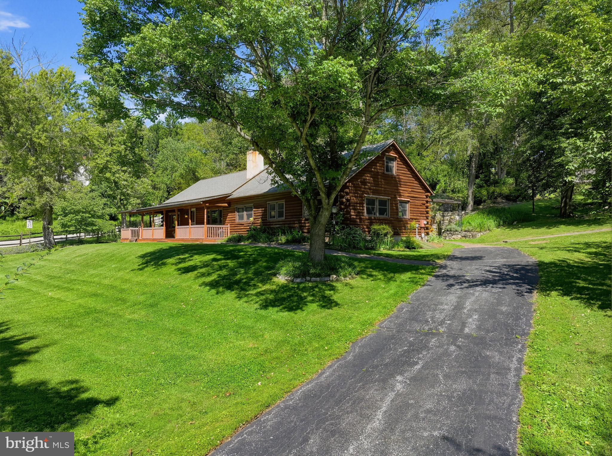 750 N Reeds Rd, Downingtown, PA 19335 photo