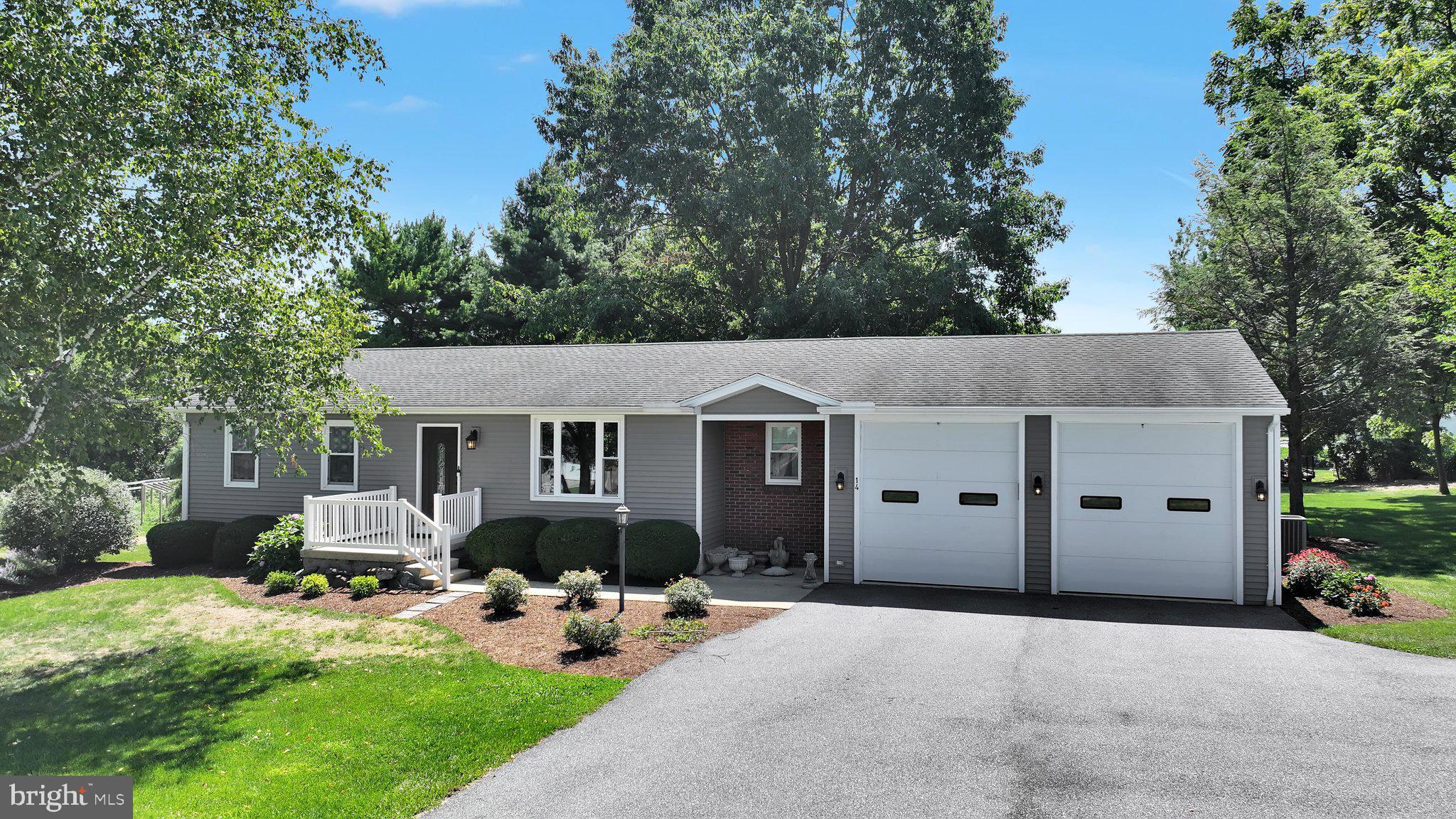14 Walnut St, Richland, PA 17087