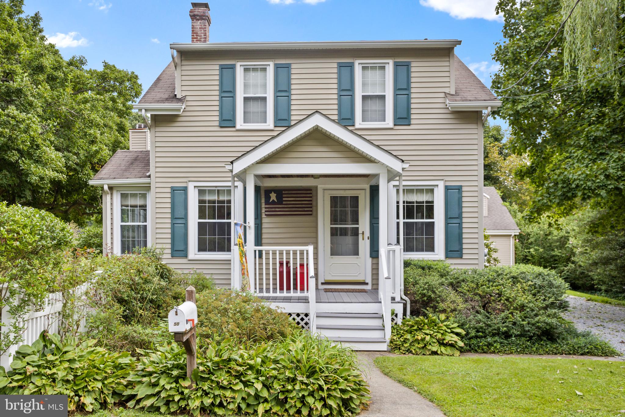 50 Burnside Ave, Hampton, NJ 08620