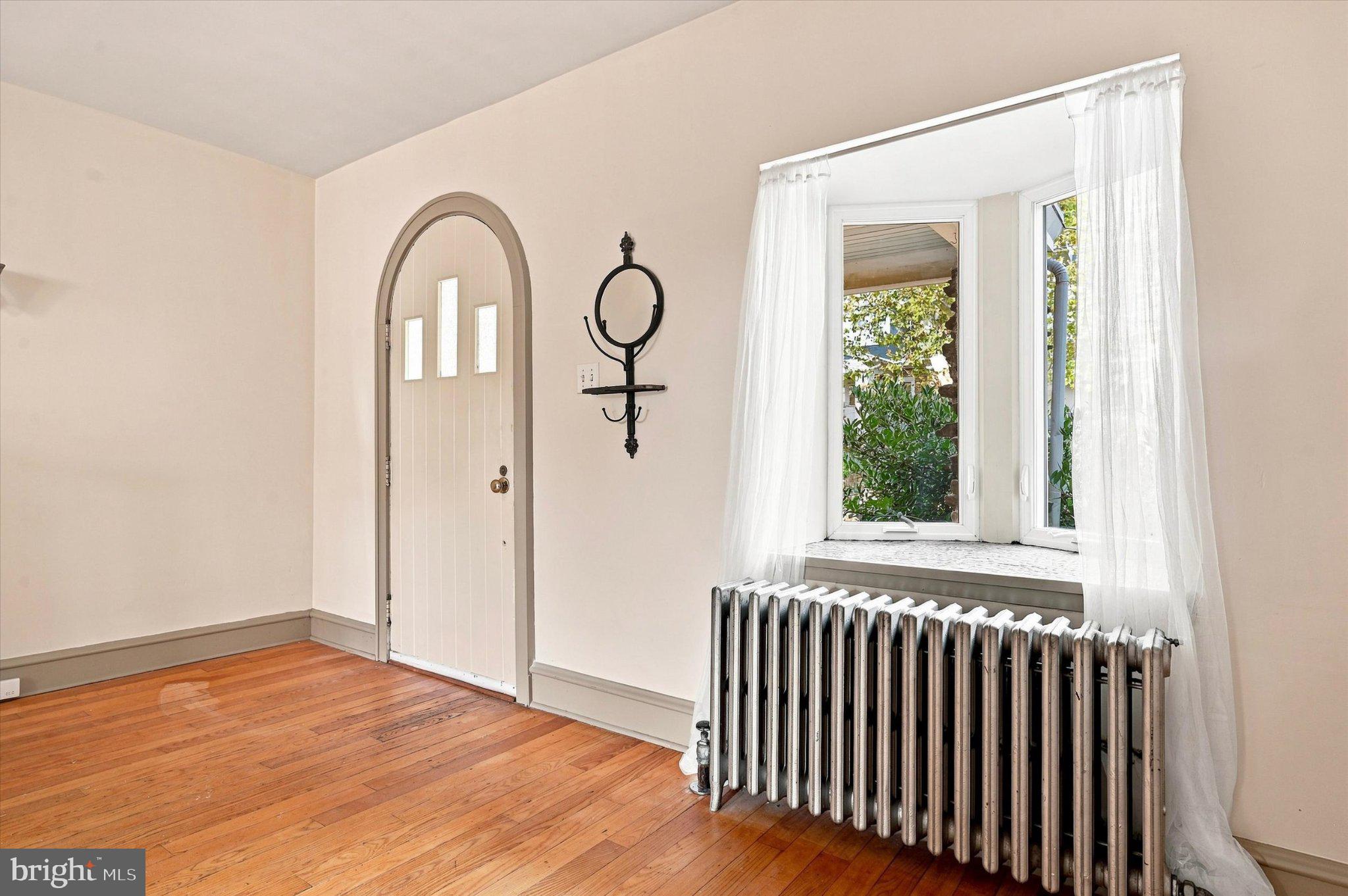 7516 Boyer St, Philadelphia, PA 19119 photo