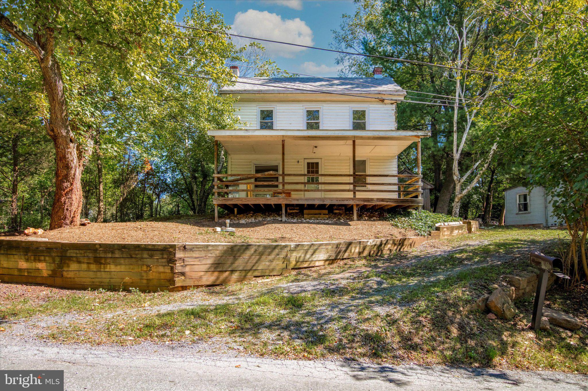 924 Sheep Hill Rd, Pottstown, PA 19465