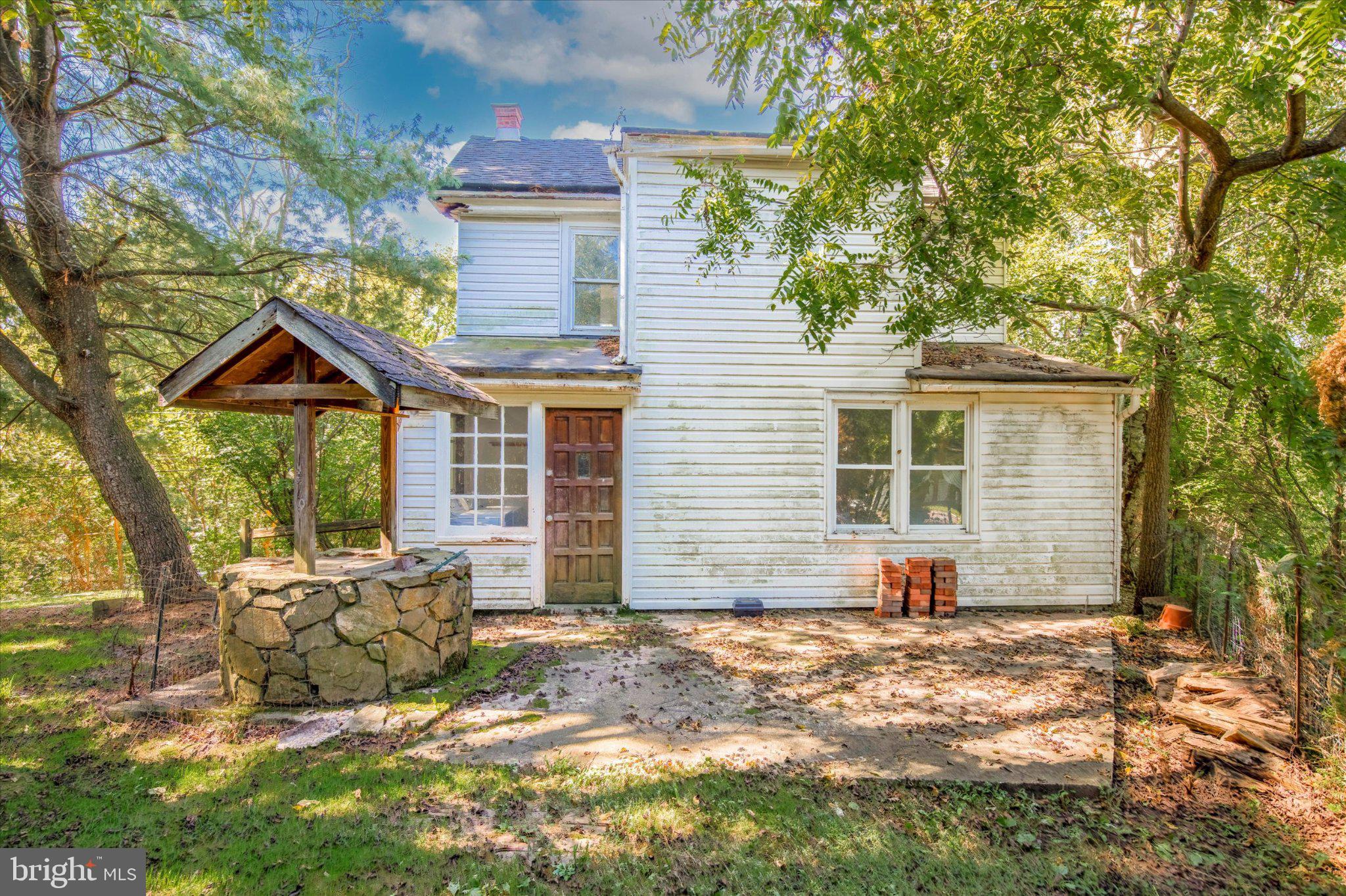 924 Sheep Hill Rd, Pottstown, PA 19465 photo