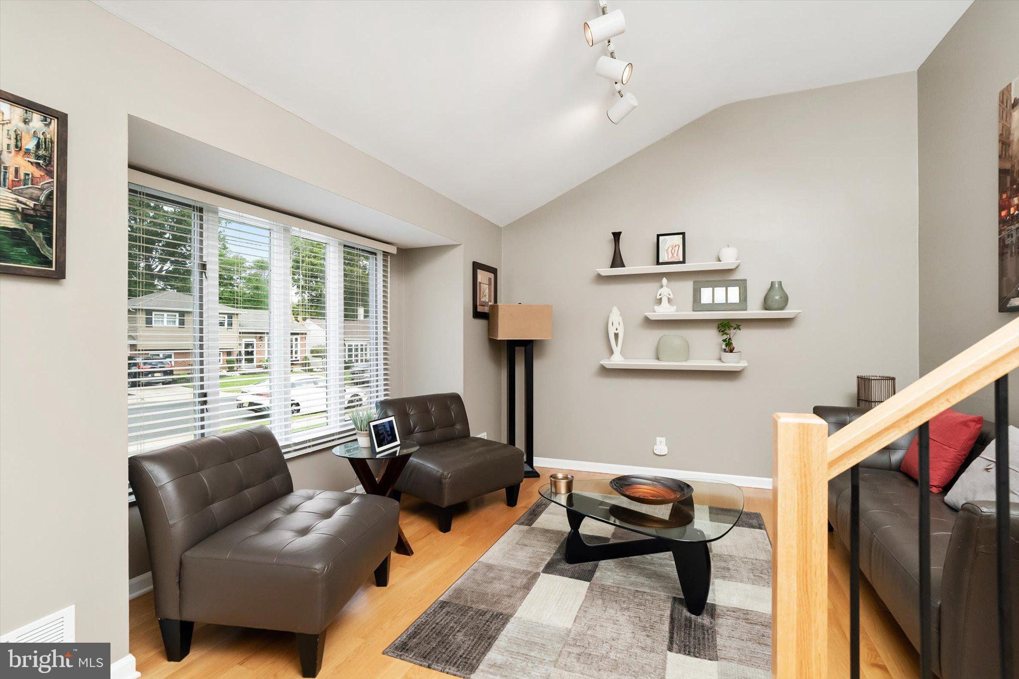 15 Ovington Dr, Hampton, NJ 08620 photo