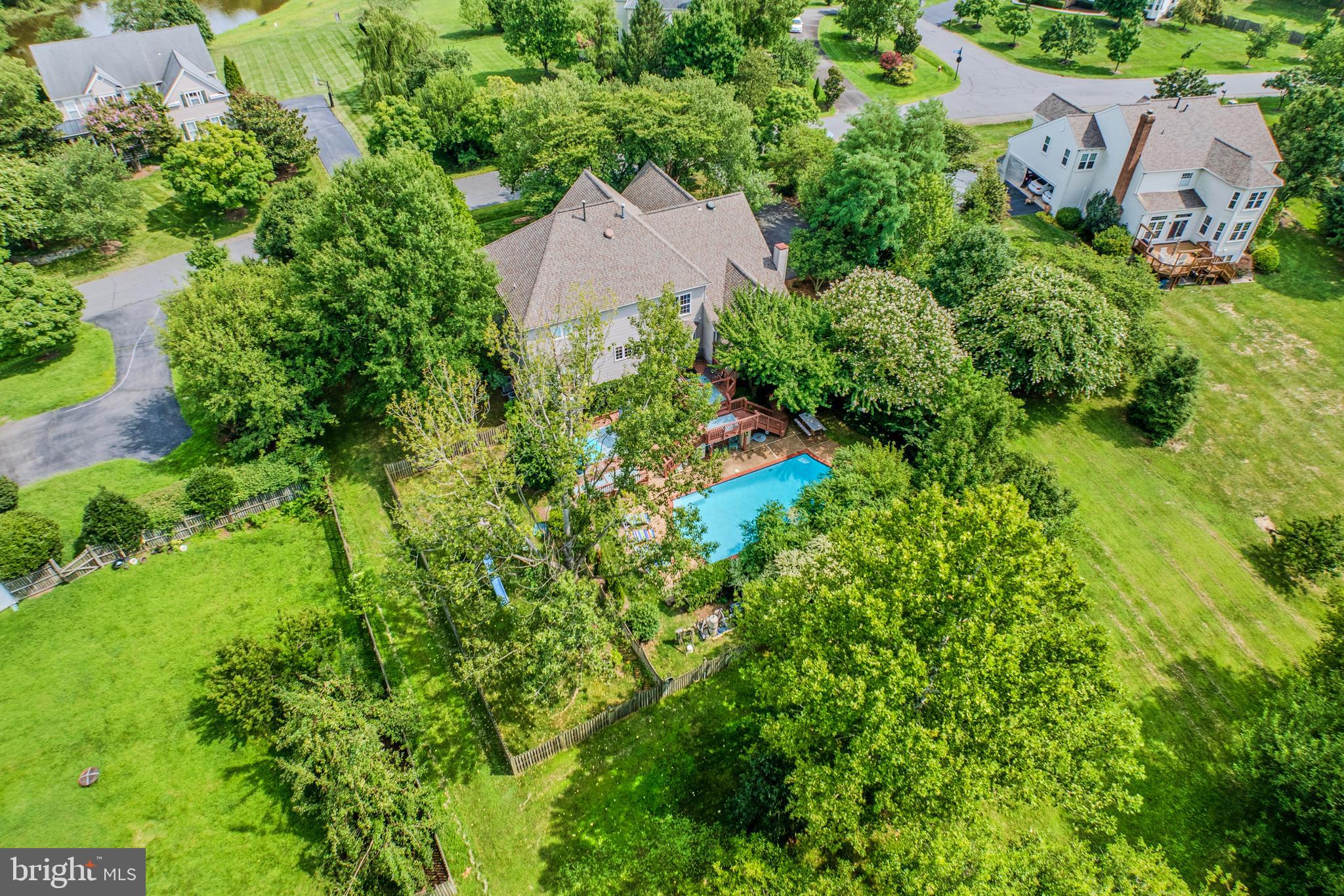 21467 Estates Pl, Ashburn, VA 20147 photo