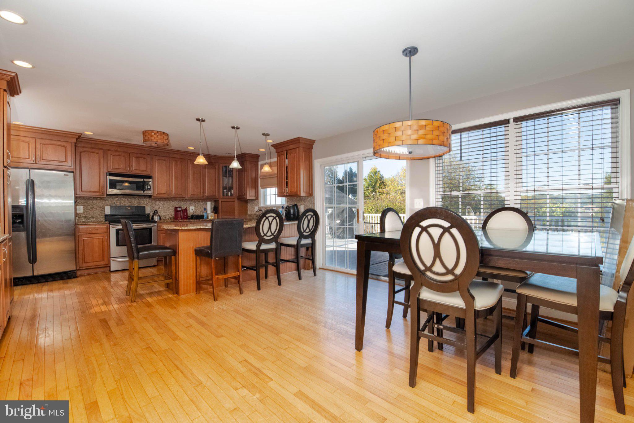 2220 Silver Lane Rd, Essex, MD 21221 photo