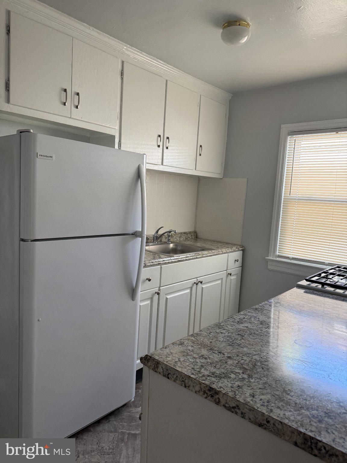 129 Francis Ave, Hampton, NJ 08629 photo