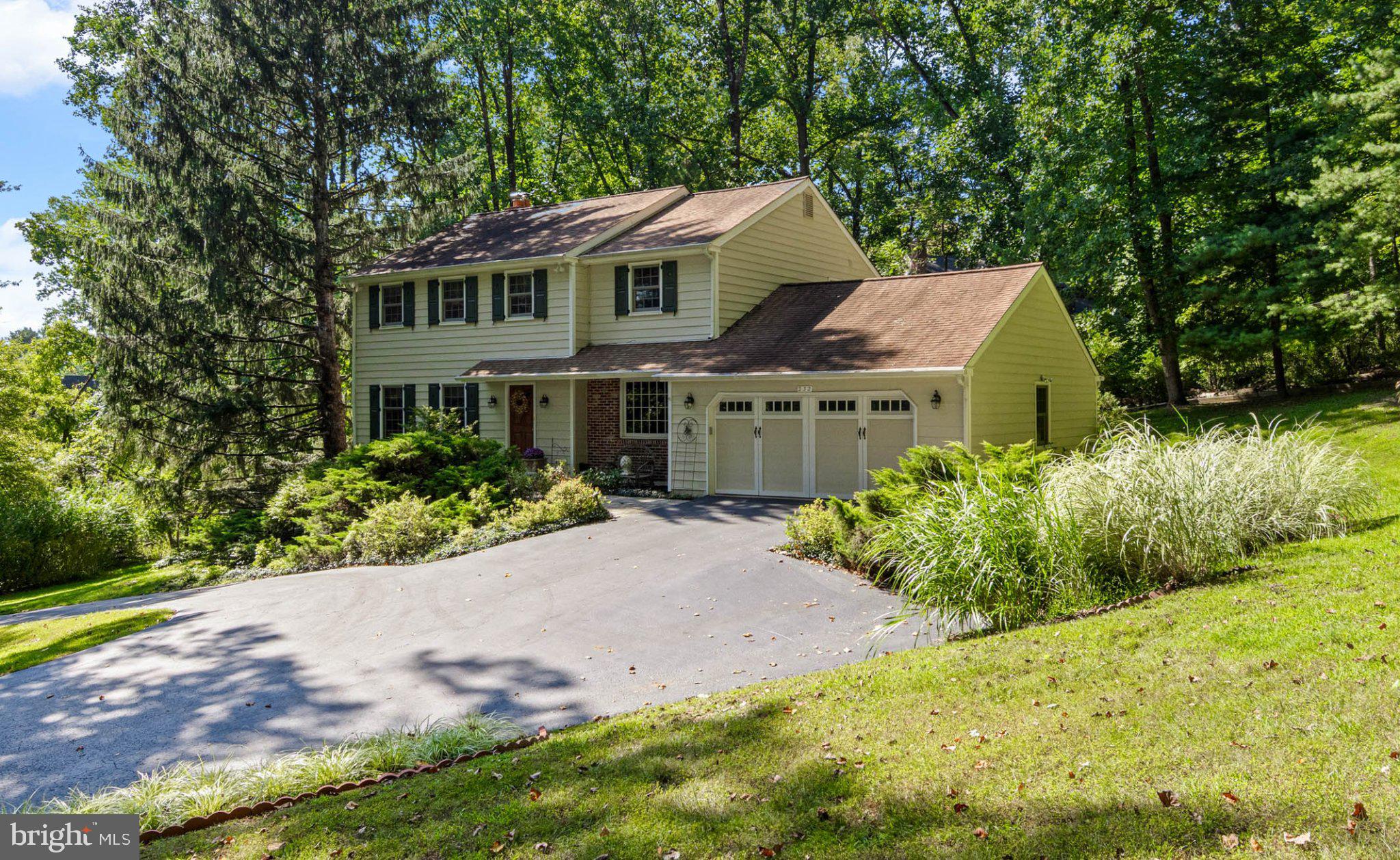 232 Hansell Rd, Newtown Square, PA 19073
