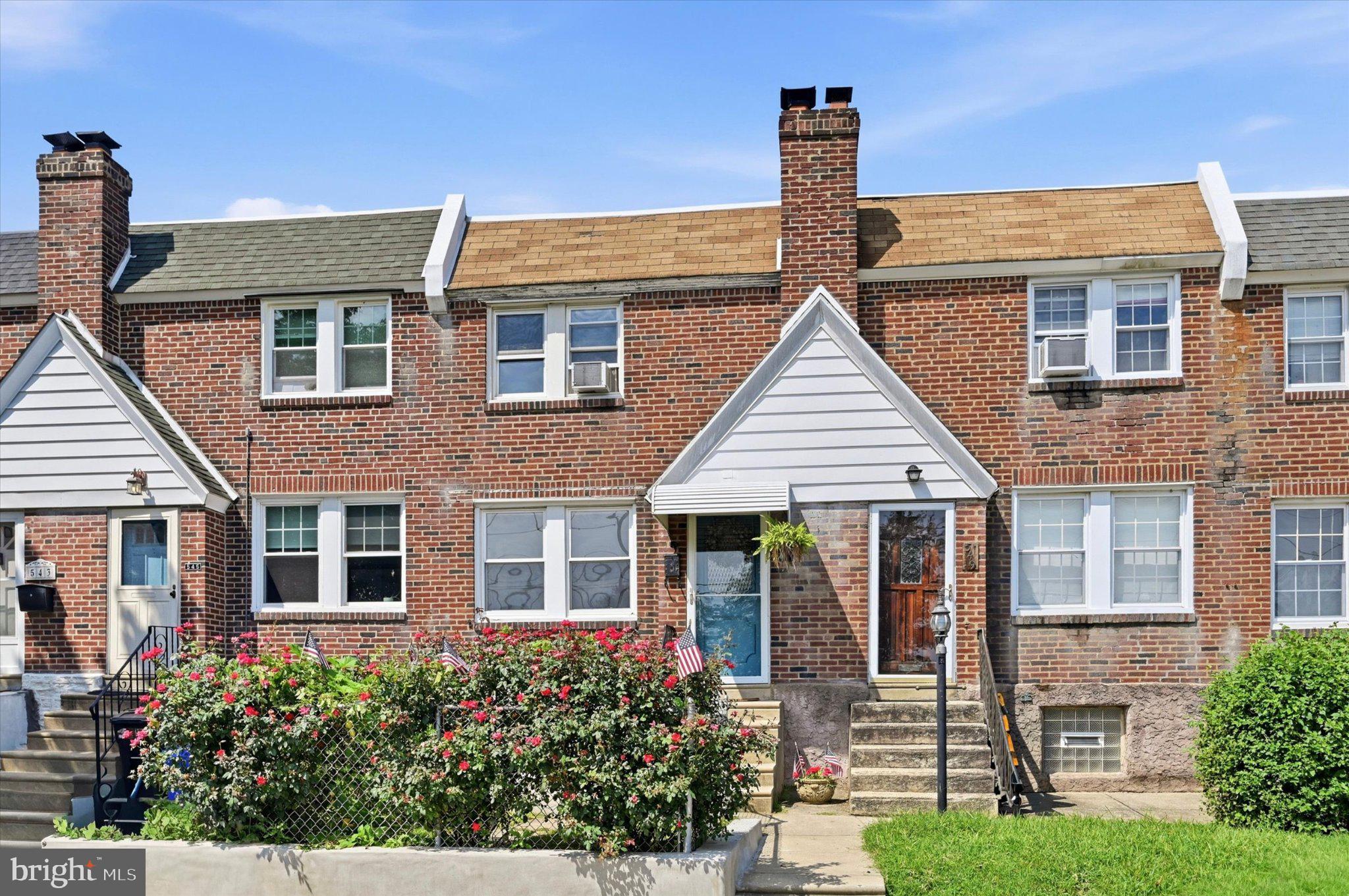 547 Conarroe St, Philadelphia, PA 19128