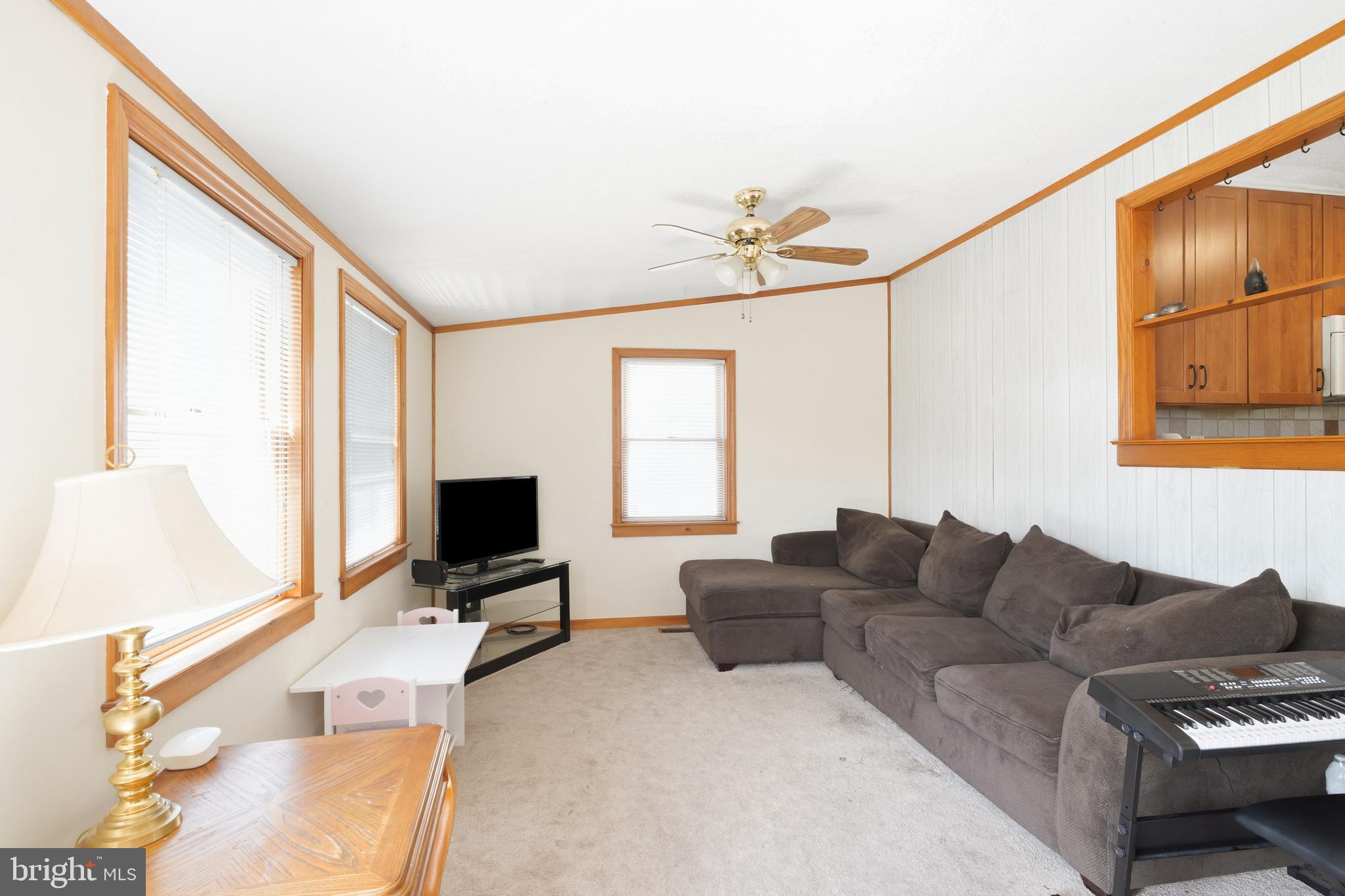 820 Magnolia Rd, Hellertown, PA 18055 photo