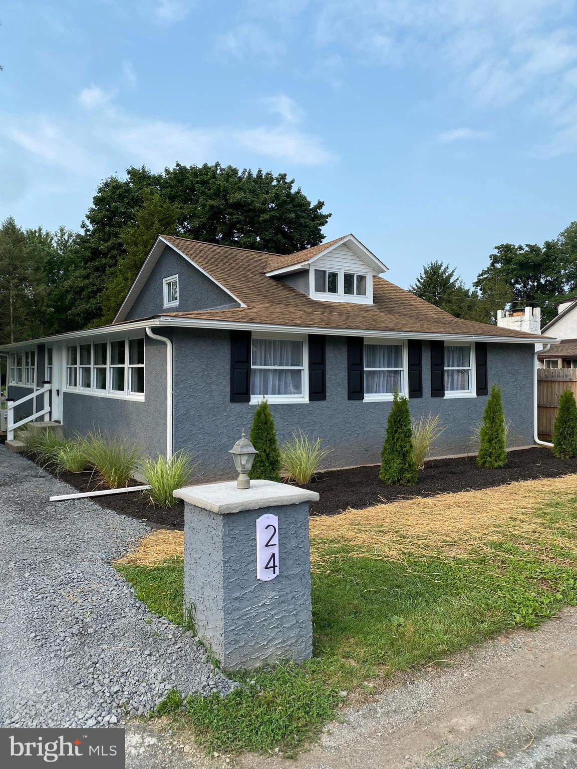 24 S 4th St, Douglassville, PA 19518 photo
