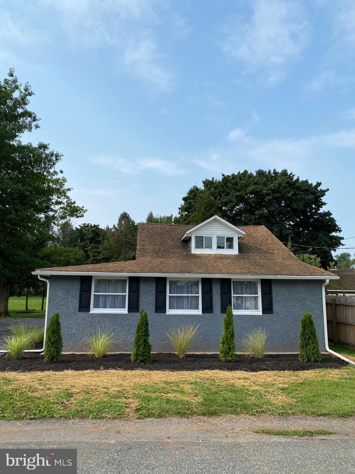 24 S 4th St, Douglassville, PA 19518 photo