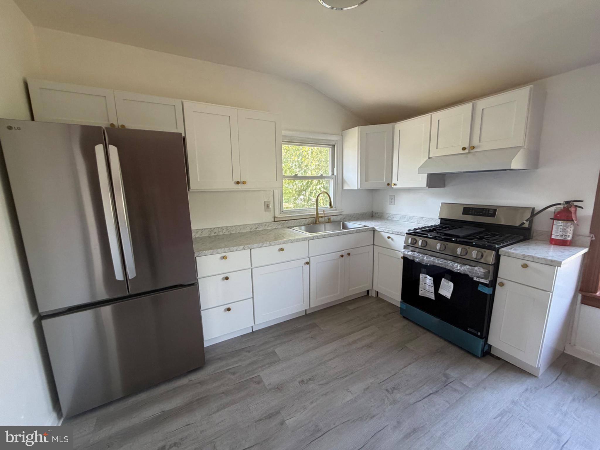 121 Edgewood Ave, Bellmawr, NJ 08031 photo