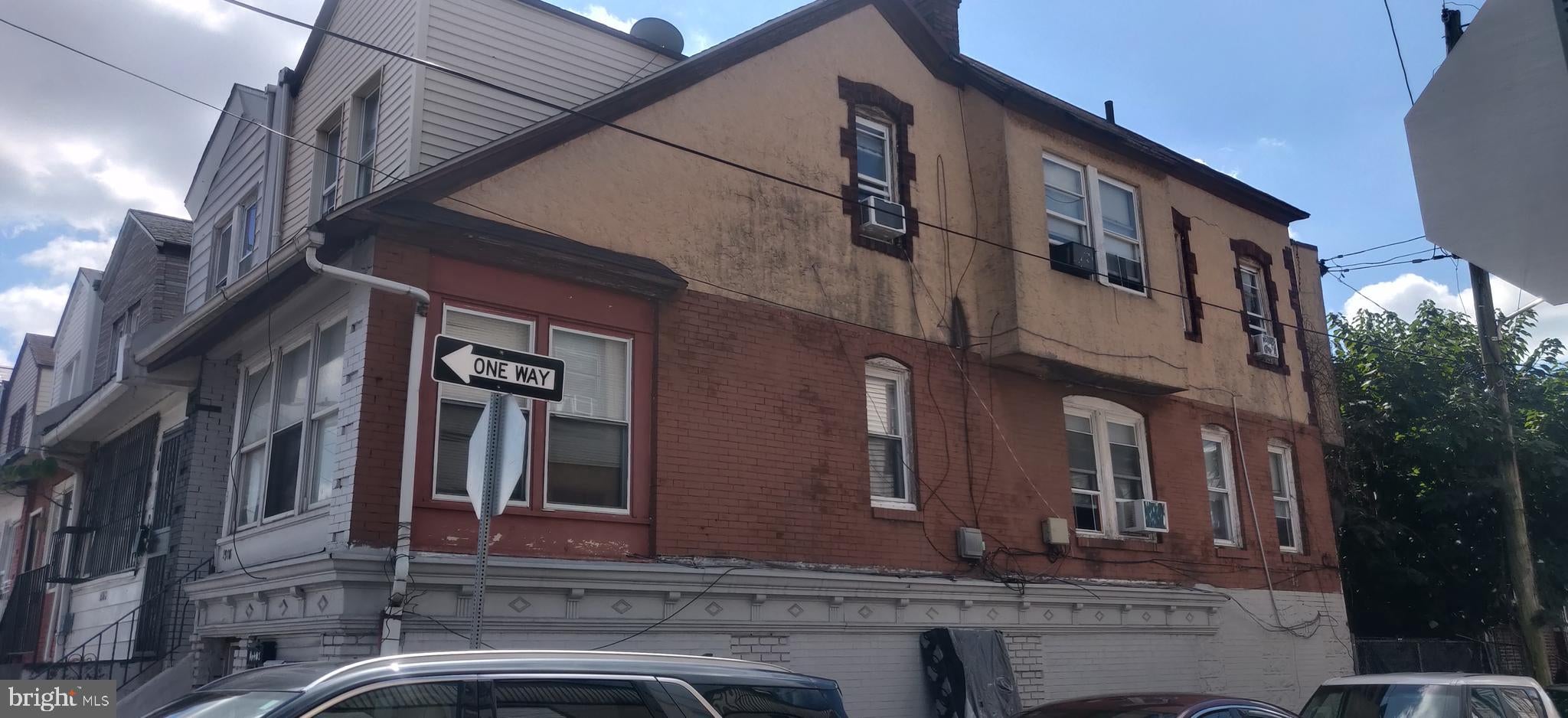 1918 65th St, Philadelphia, PA 19142