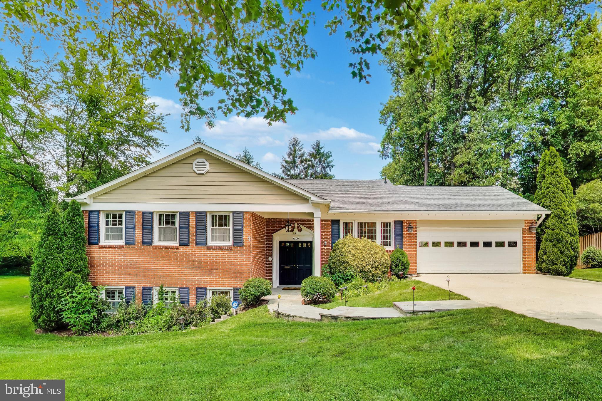 3300 Clearwood Ct, Falls Church, VA 22042 photo