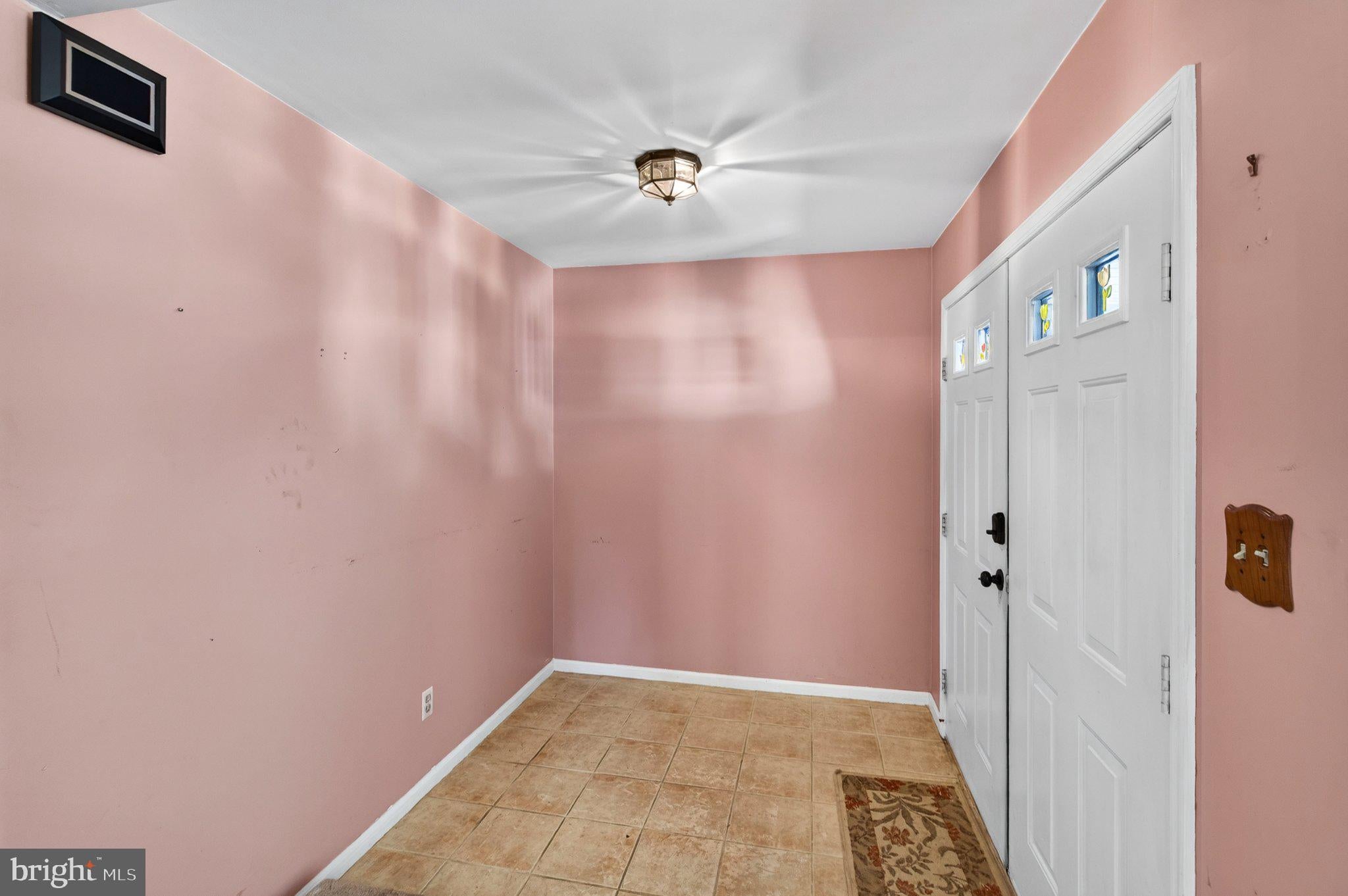 103 Wynnewood Dr, Coatesville, PA 19320 photo