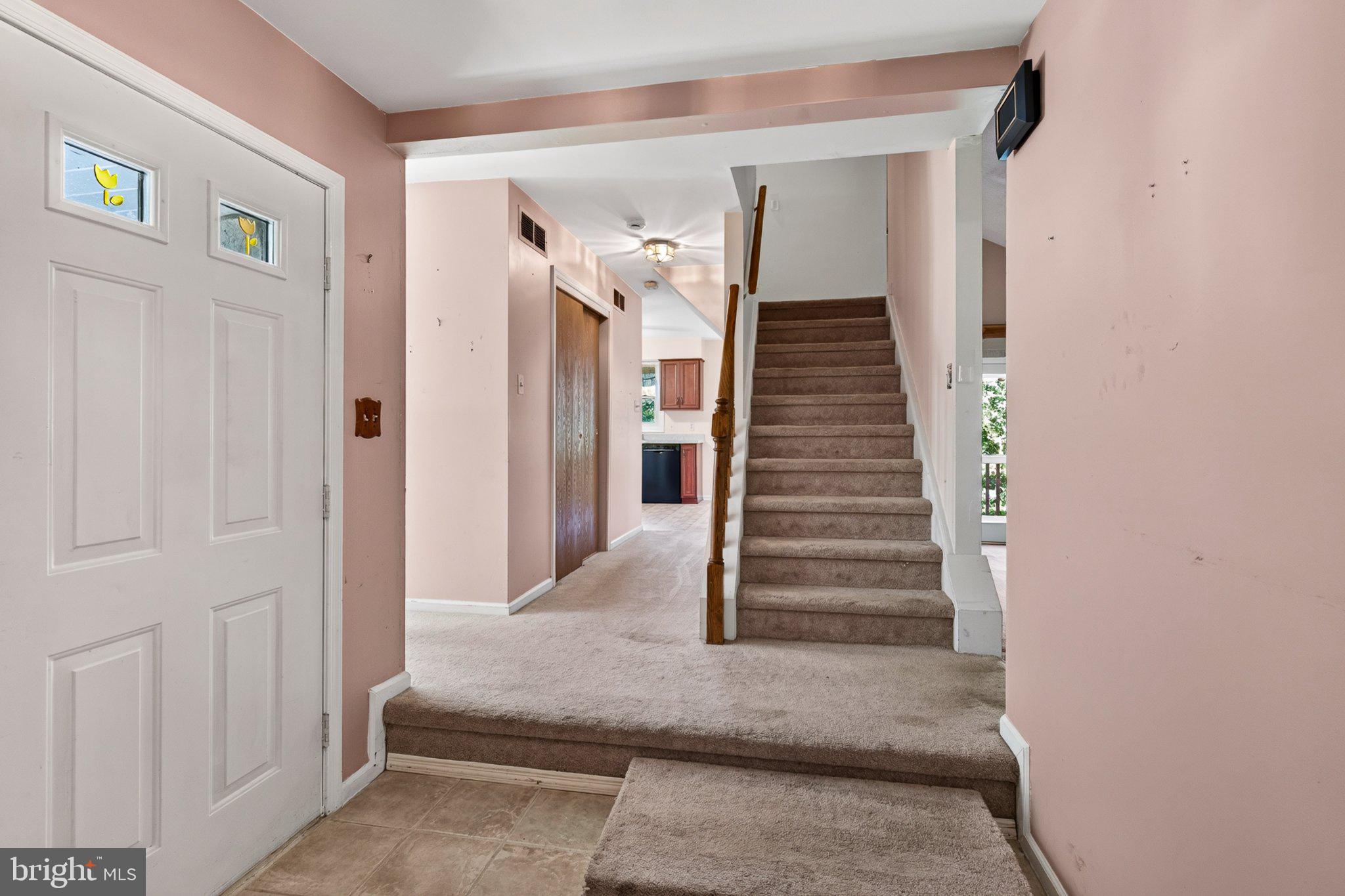 103 Wynnewood Dr, Coatesville, PA 19320 photo